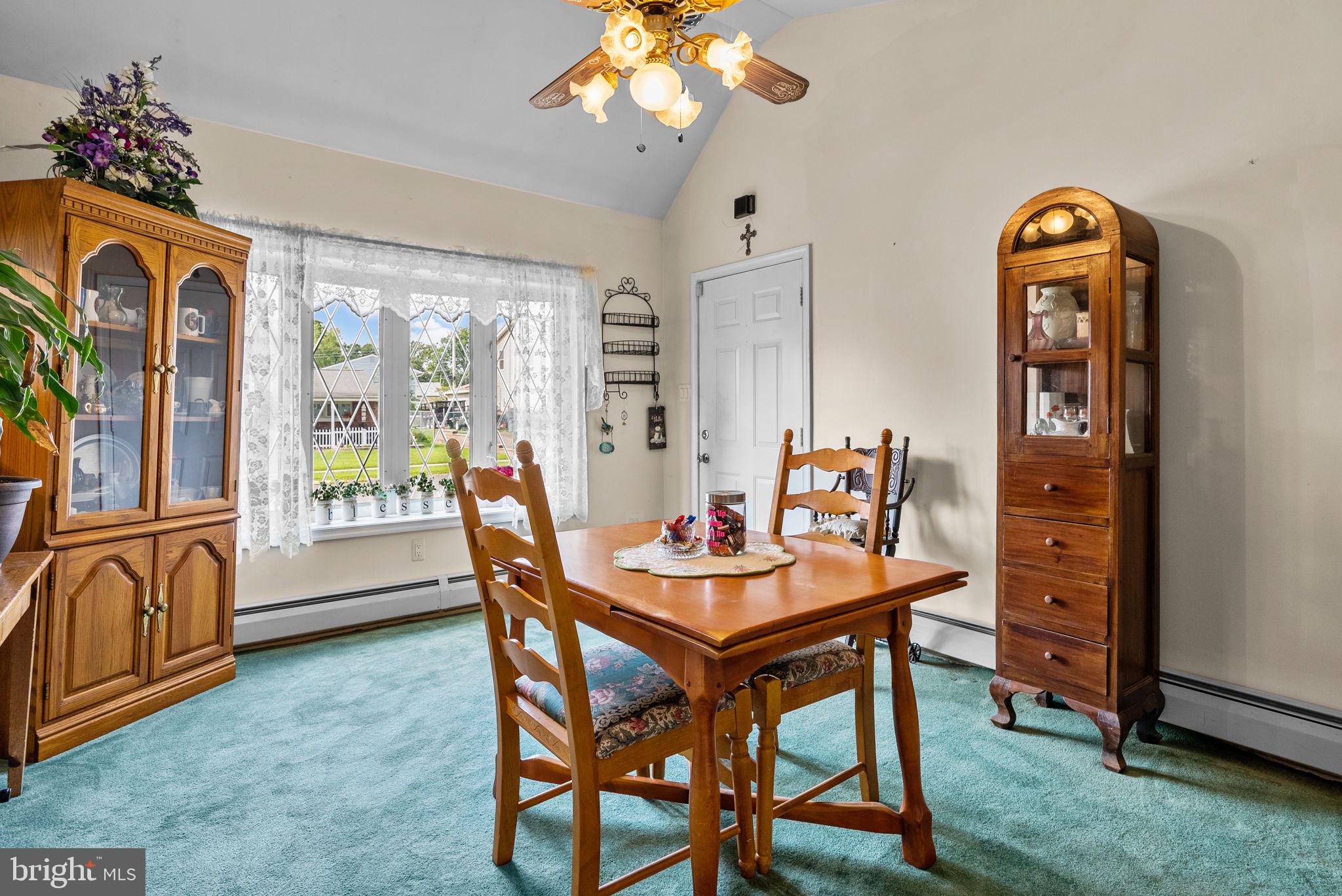 INDIAN CREEK - Residential