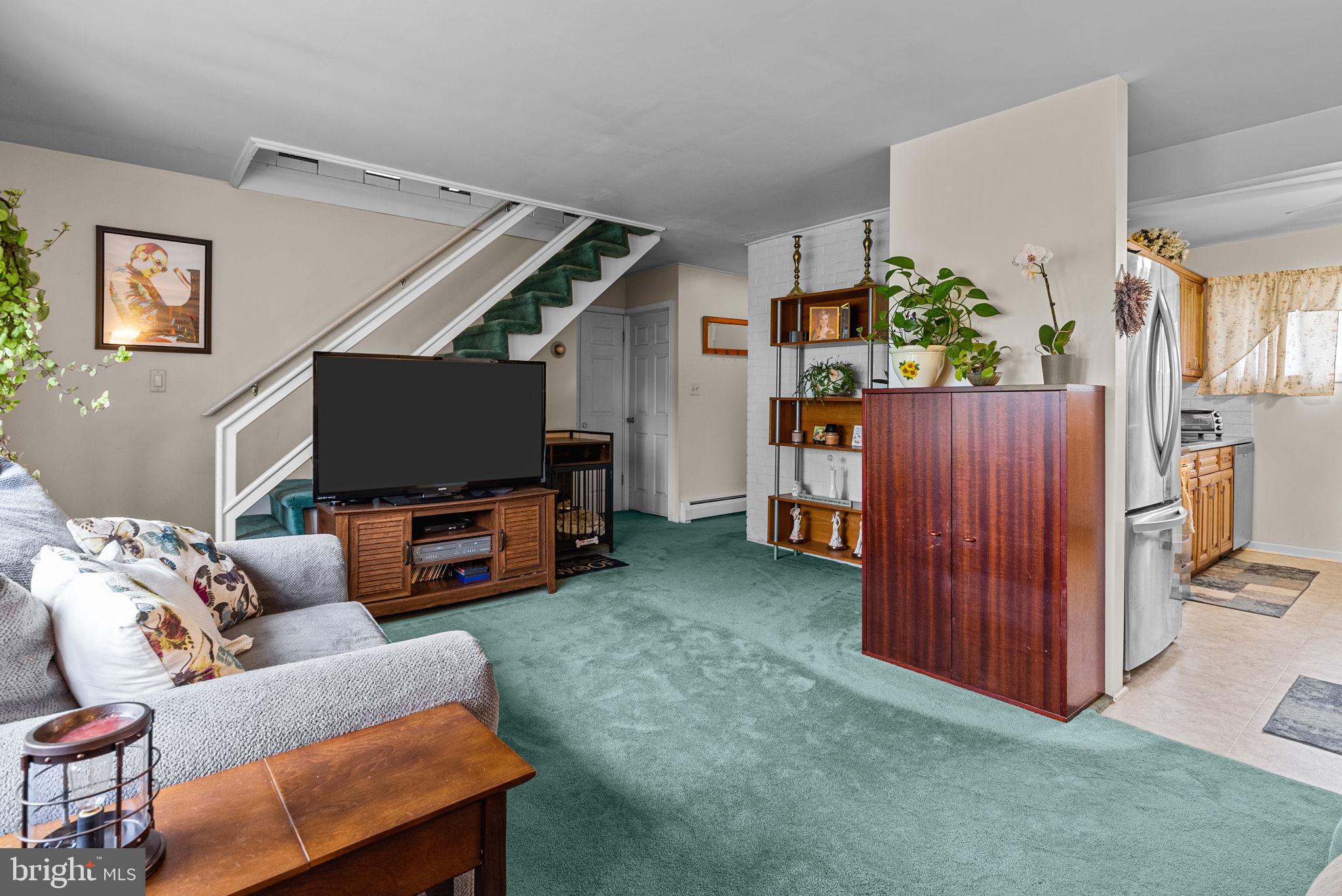 INDIAN CREEK - Residential