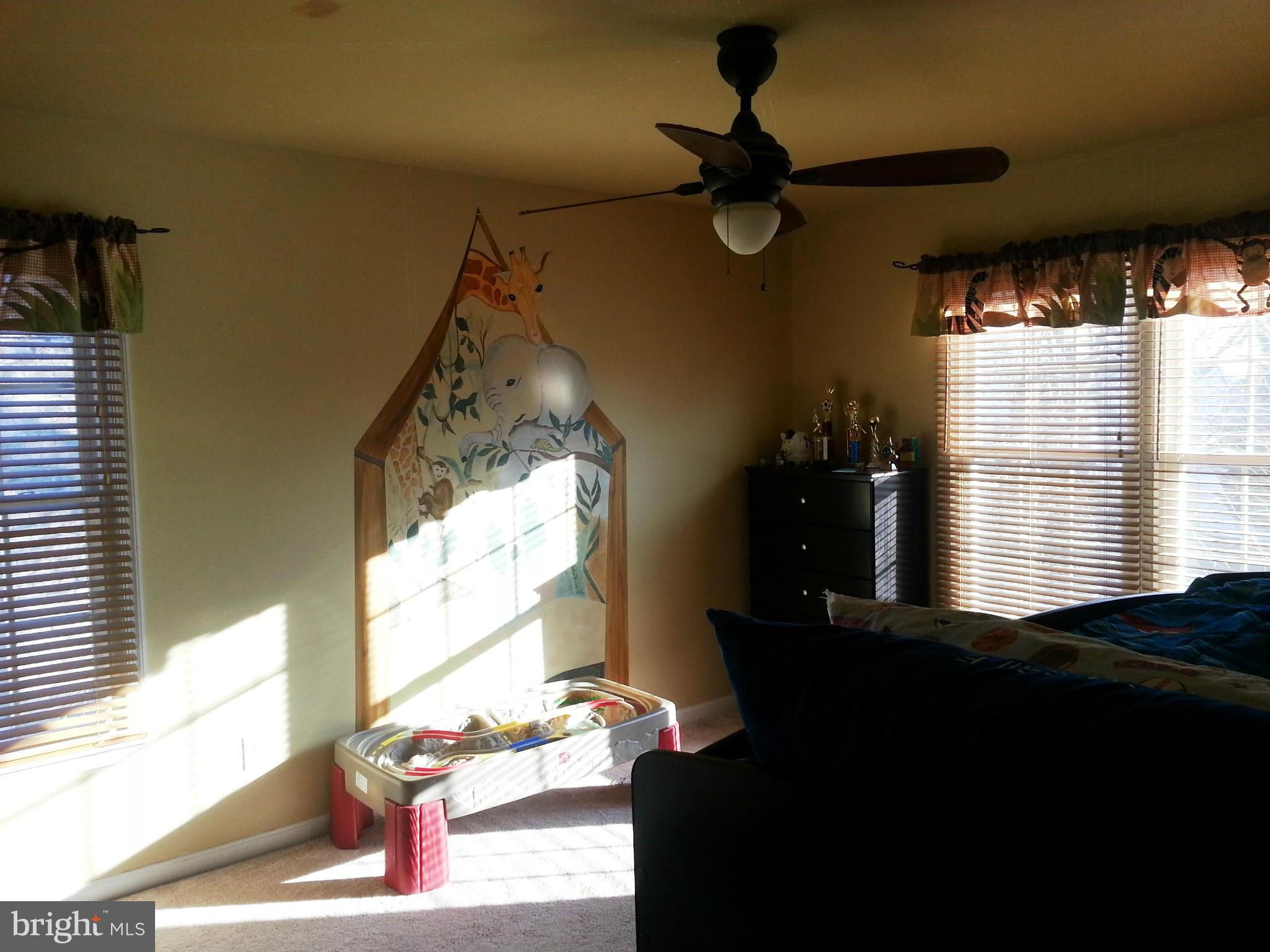 STRATFORD GLEN - Residential Lease