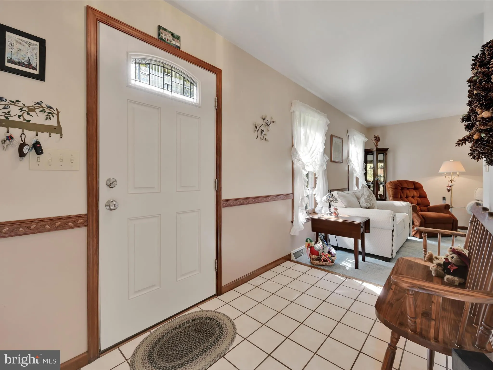 East Earl, Pennsylvania 17519, United States, 3 Bedrooms Bedrooms, ,4 BathroomsBathrooms,Residential,Pending,222664