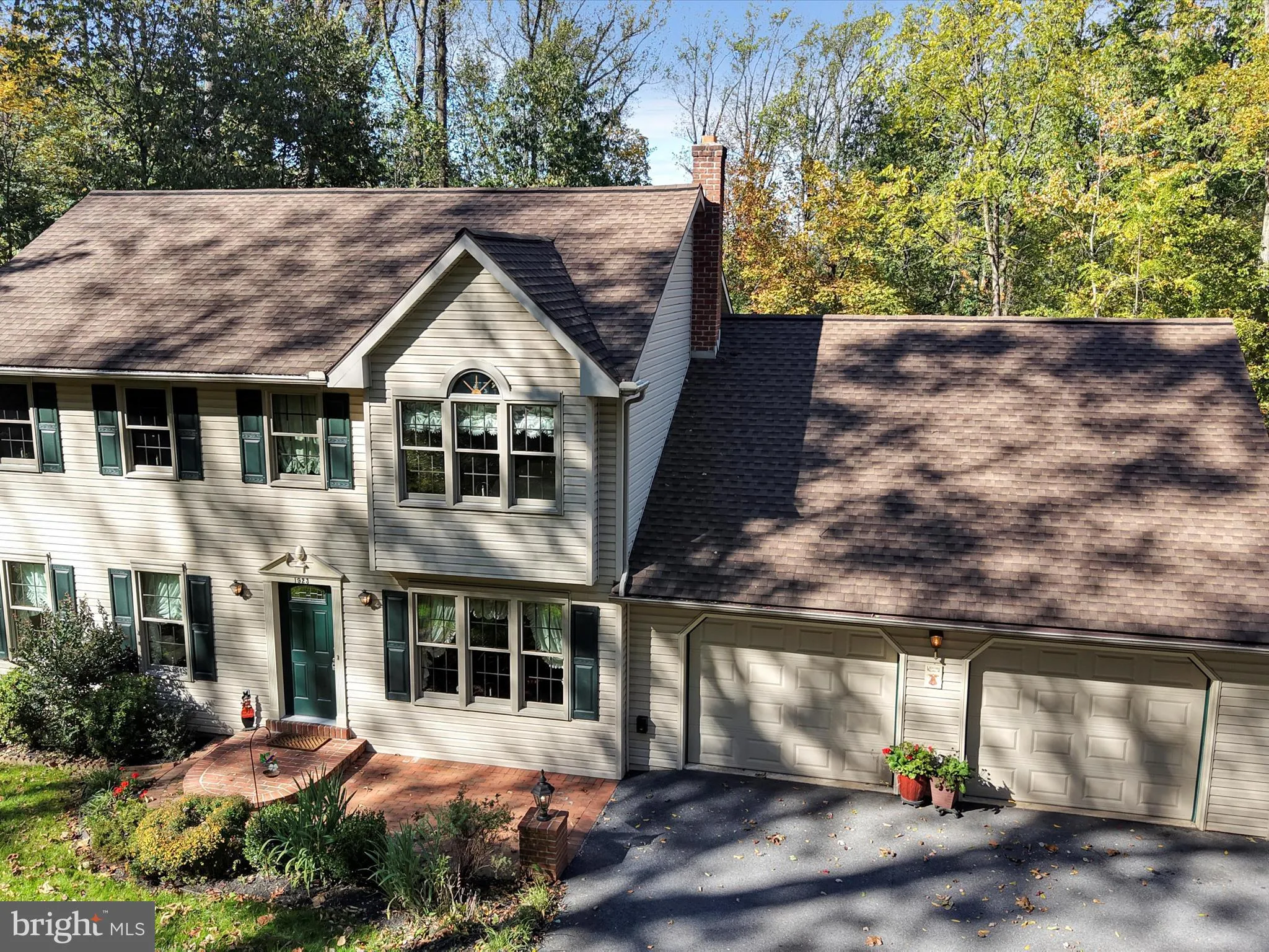 East Earl, Pennsylvania 17519, United States, 3 Bedrooms Bedrooms, ,4 BathroomsBathrooms,Residential,Pending,222664