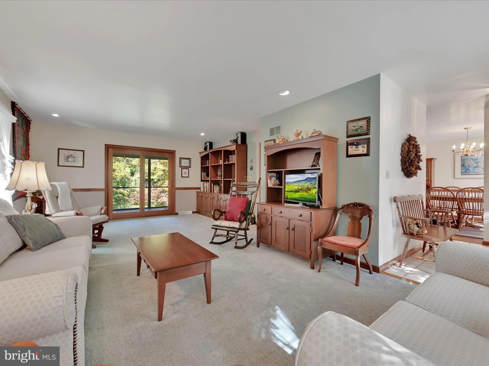 East Earl, Pennsylvania 17519, United States, 3 Bedrooms Bedrooms, ,4 BathroomsBathrooms,Residential,Pending,222664