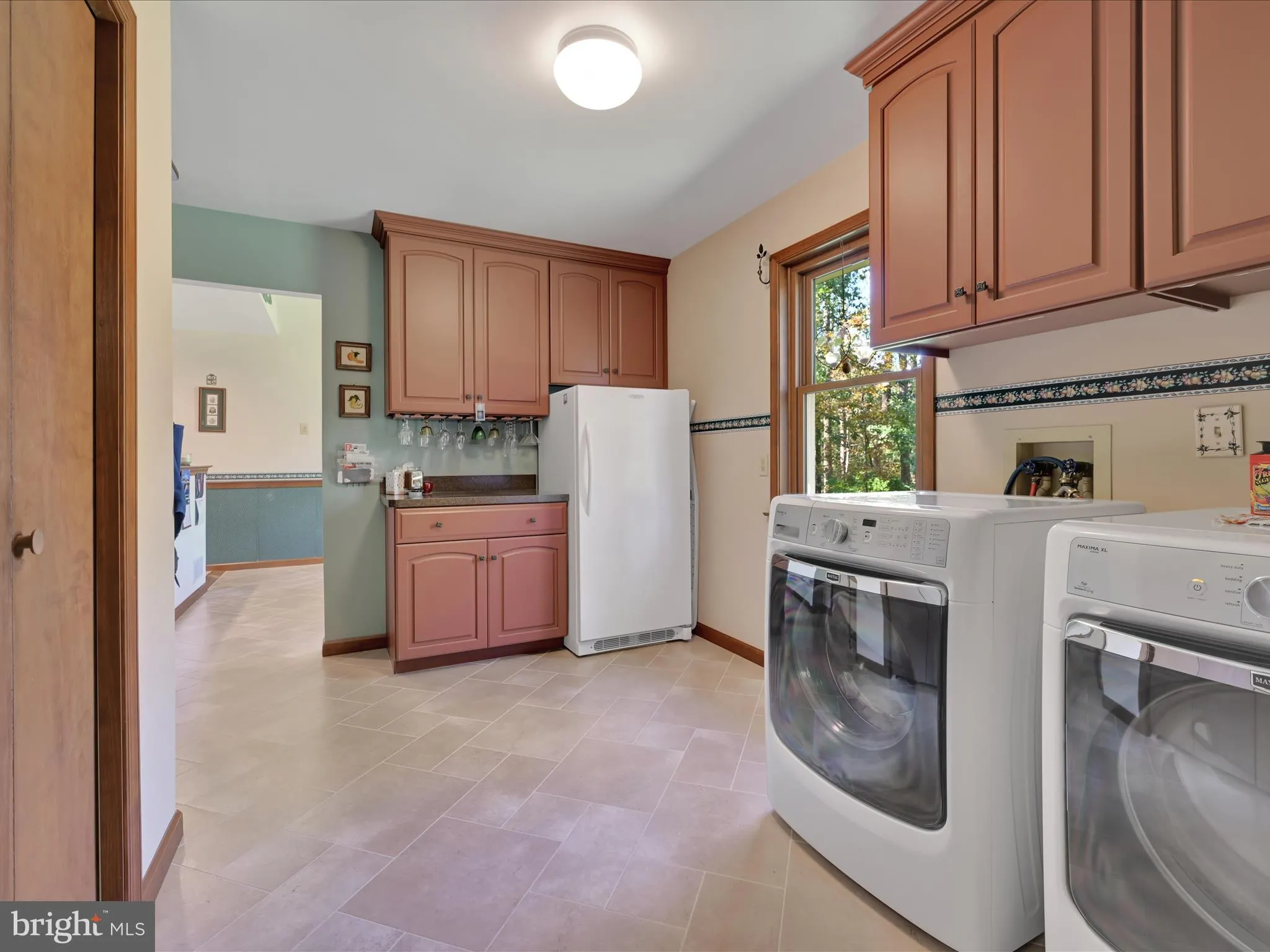 East Earl, Pennsylvania 17519, United States, 3 Bedrooms Bedrooms, ,4 BathroomsBathrooms,Residential,Pending,222664