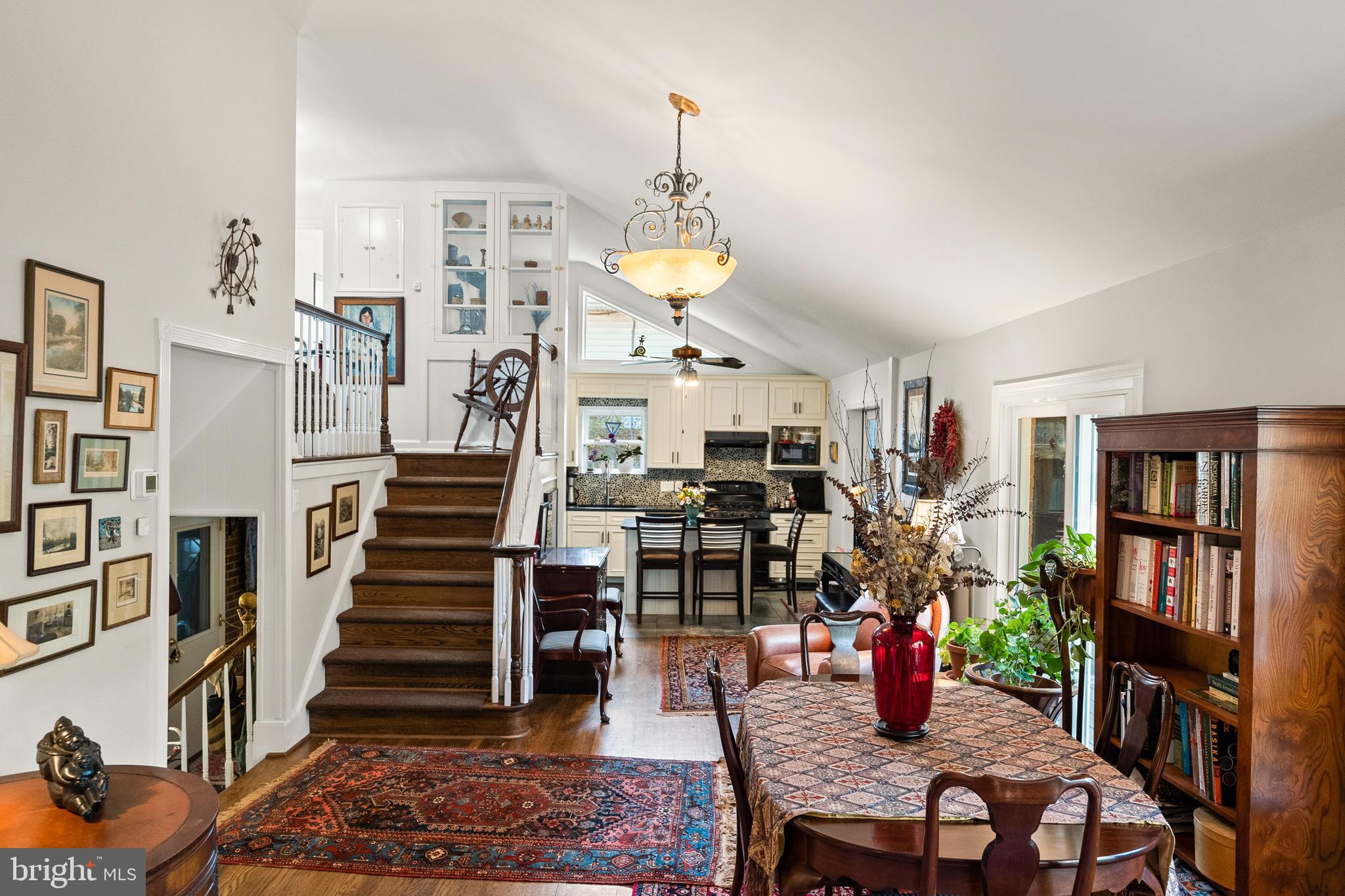 PARKWAY - Residential