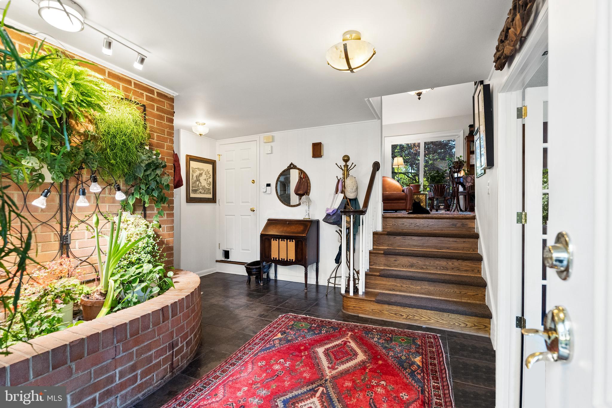 11112 NICHOLAS DRIVE