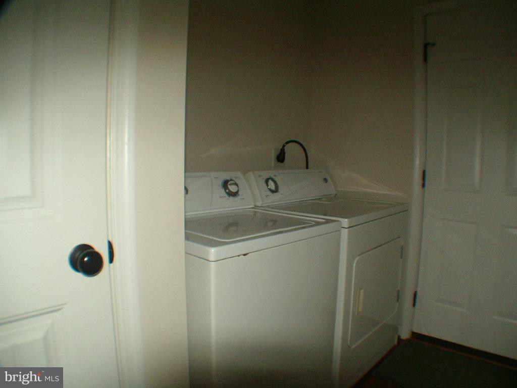 BRISTOL SPRINGS - Residential