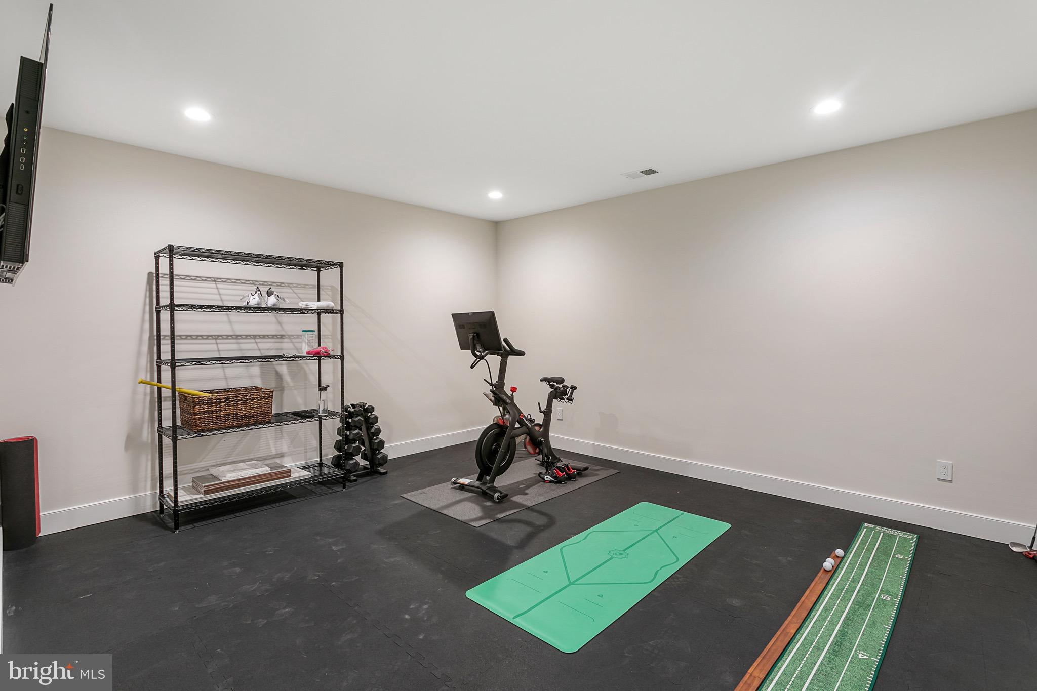 DONALDSON RUN - Residential