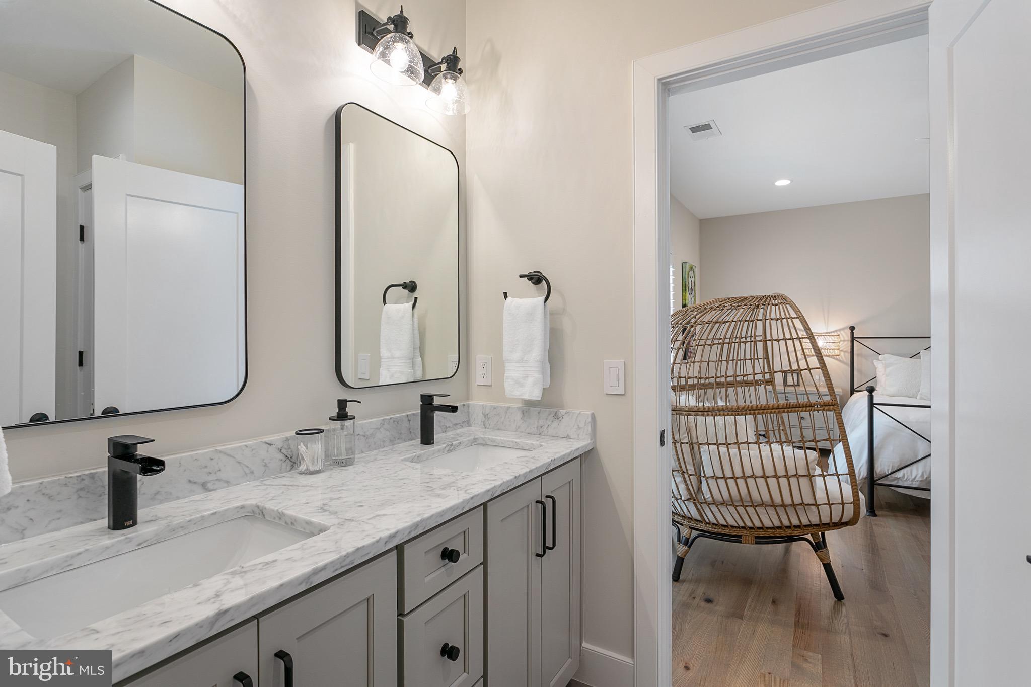 DONALDSON RUN - Residential