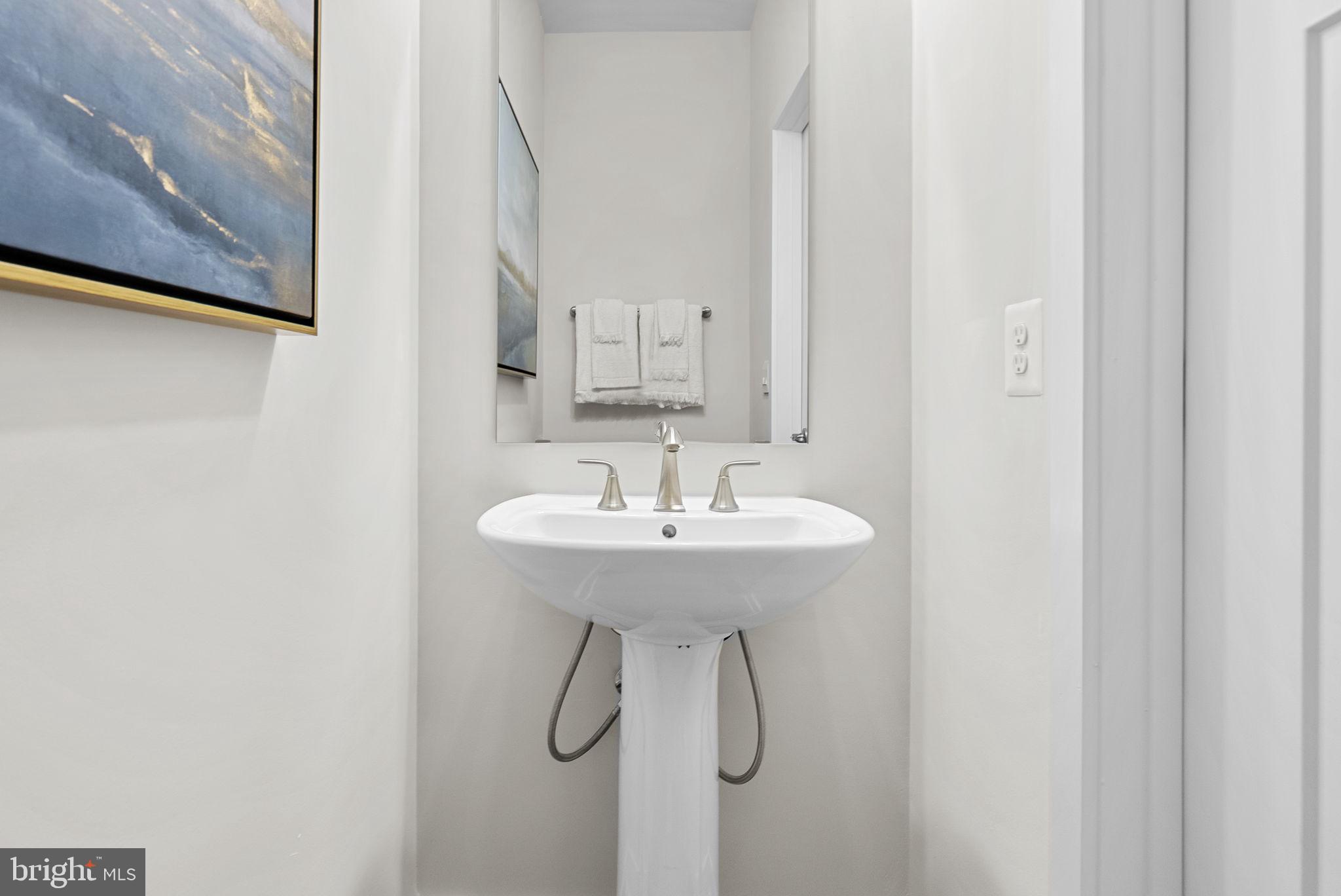 HUNTWELL WEST - Residential