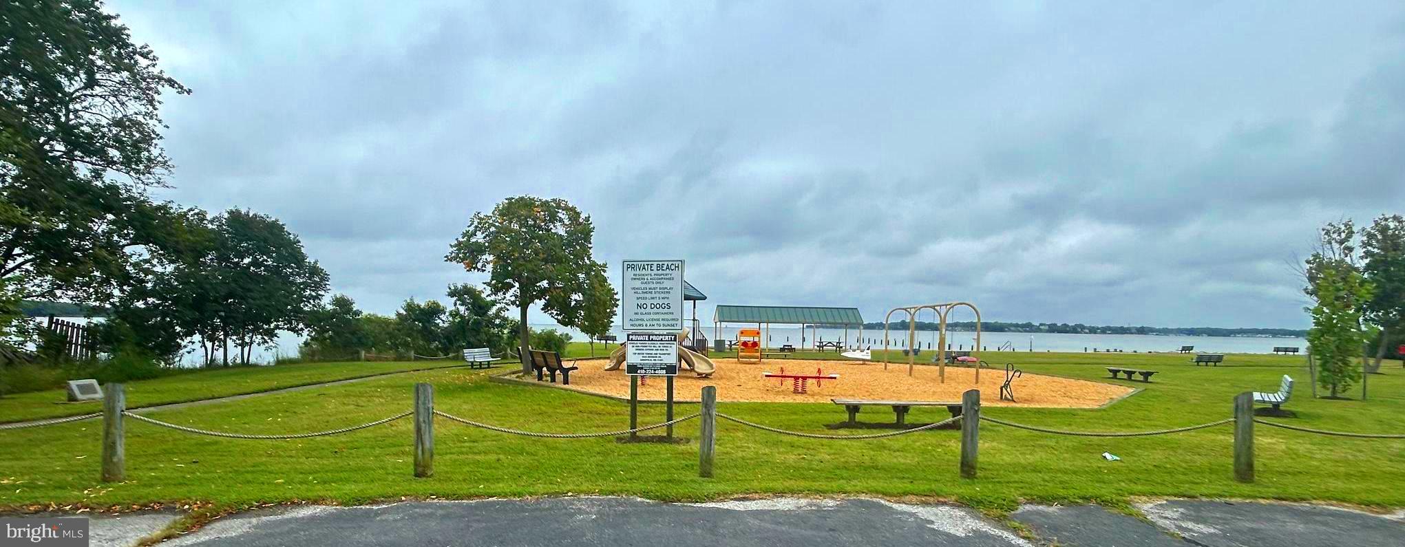 HILLSMERE ESTATES - Residential Lease