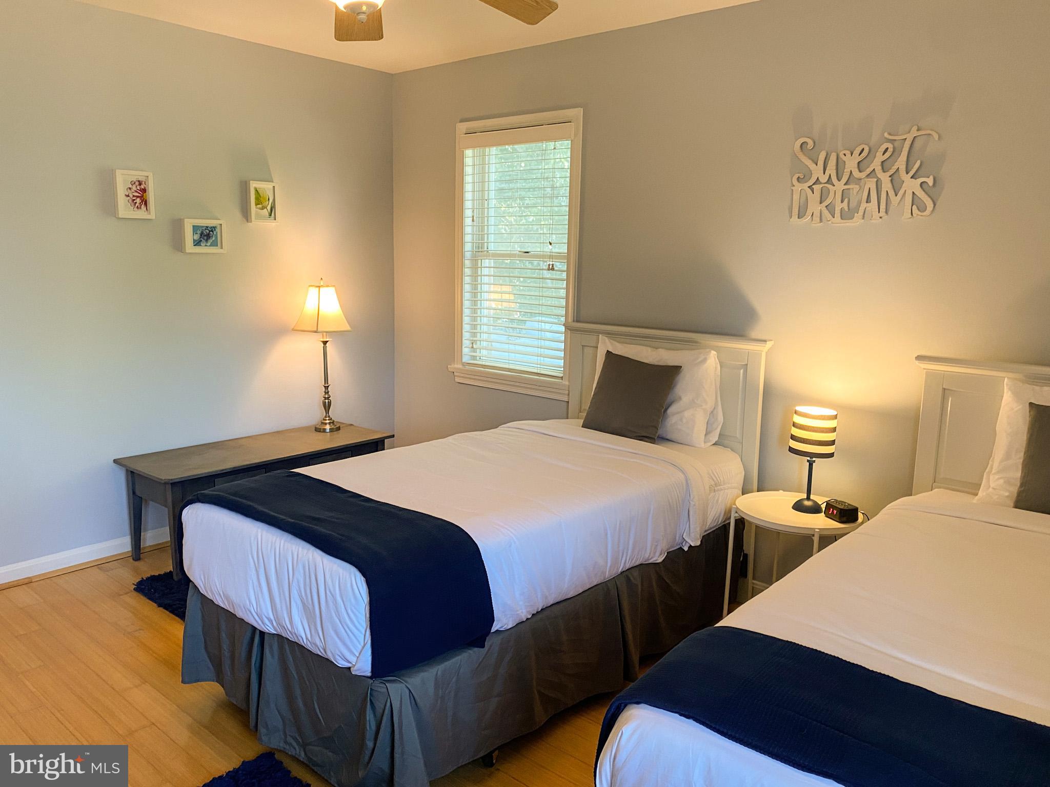 HILLSMERE ESTATES - Residential Lease