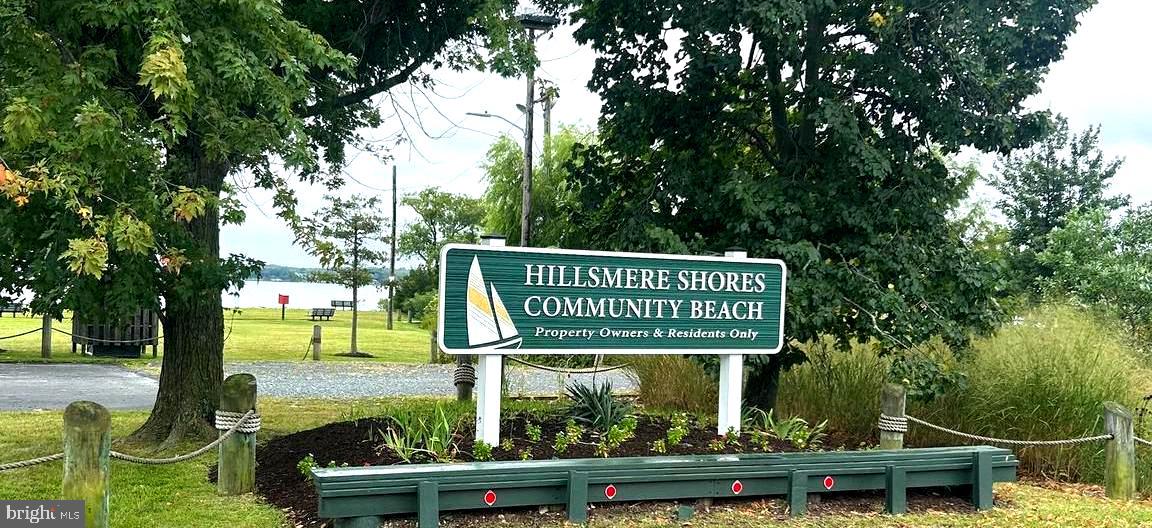 HILLSMERE ESTATES - Residential Lease
