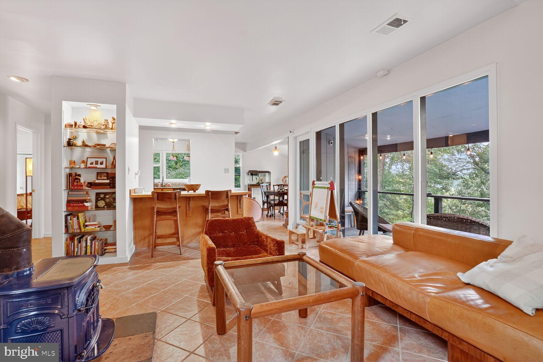 PISCATAWAY HILLS - Residential