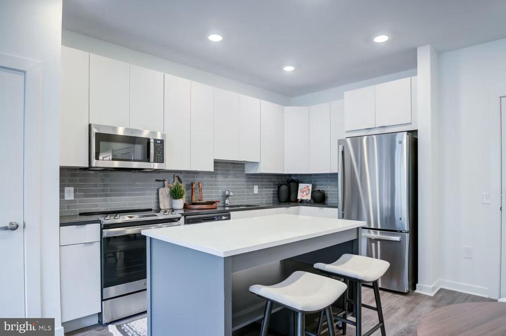 Photo of 501 N Columbus Boulevard #1553, PHILADELPHIA, PA 19123 (MLS # PAPH2580424)