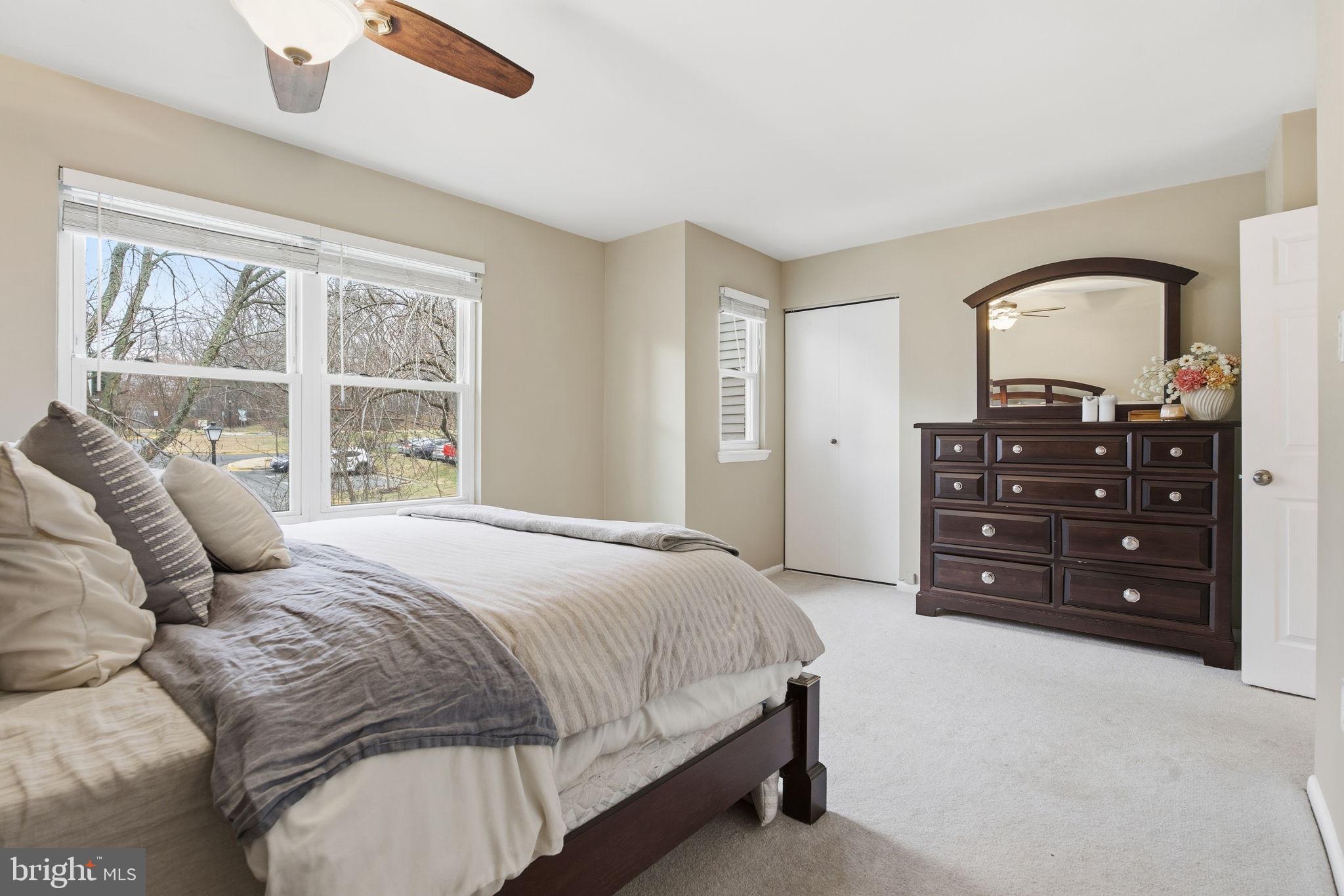 GUNNERS LAKE VILLAGE - Residential