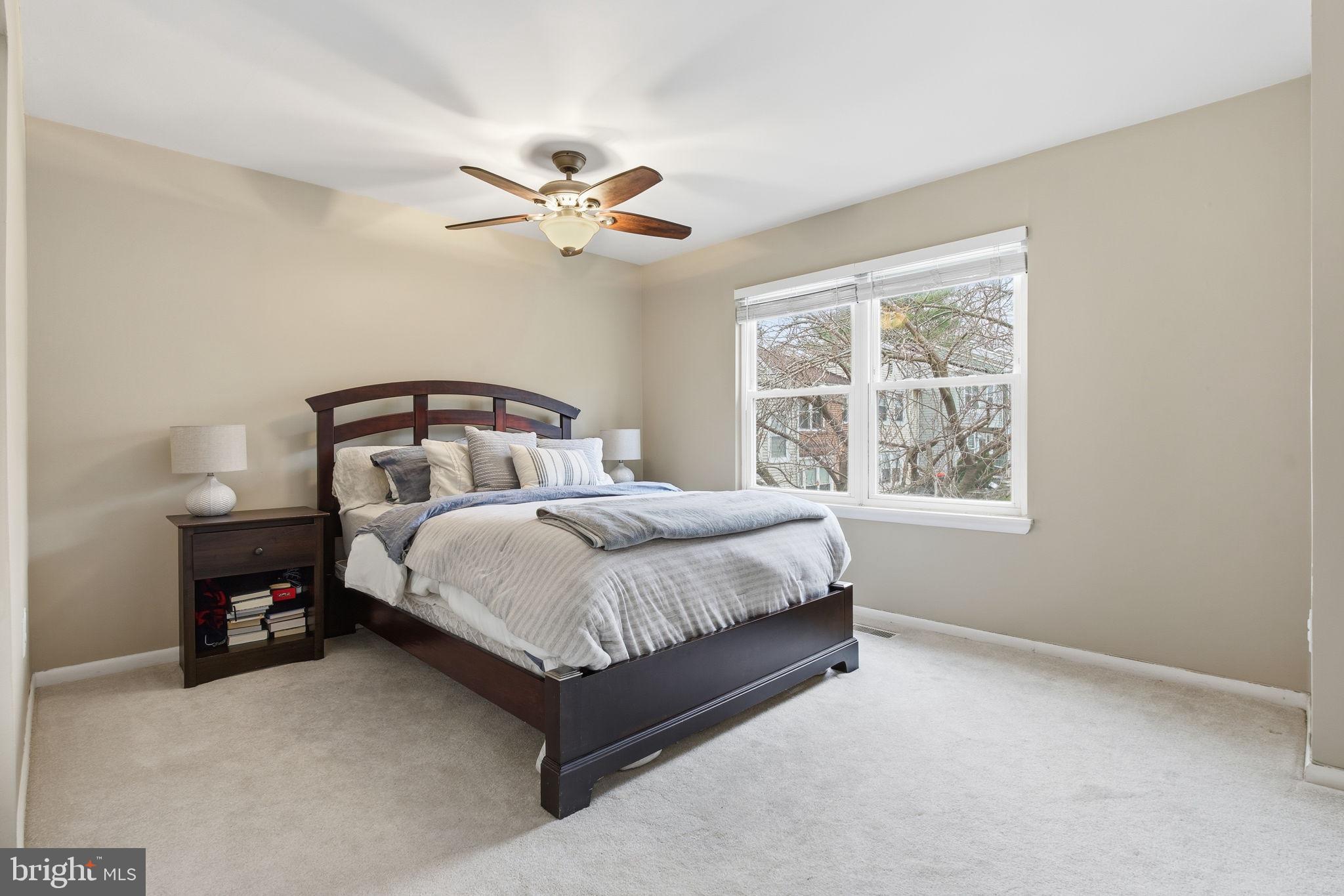 GUNNERS LAKE VILLAGE - Residential