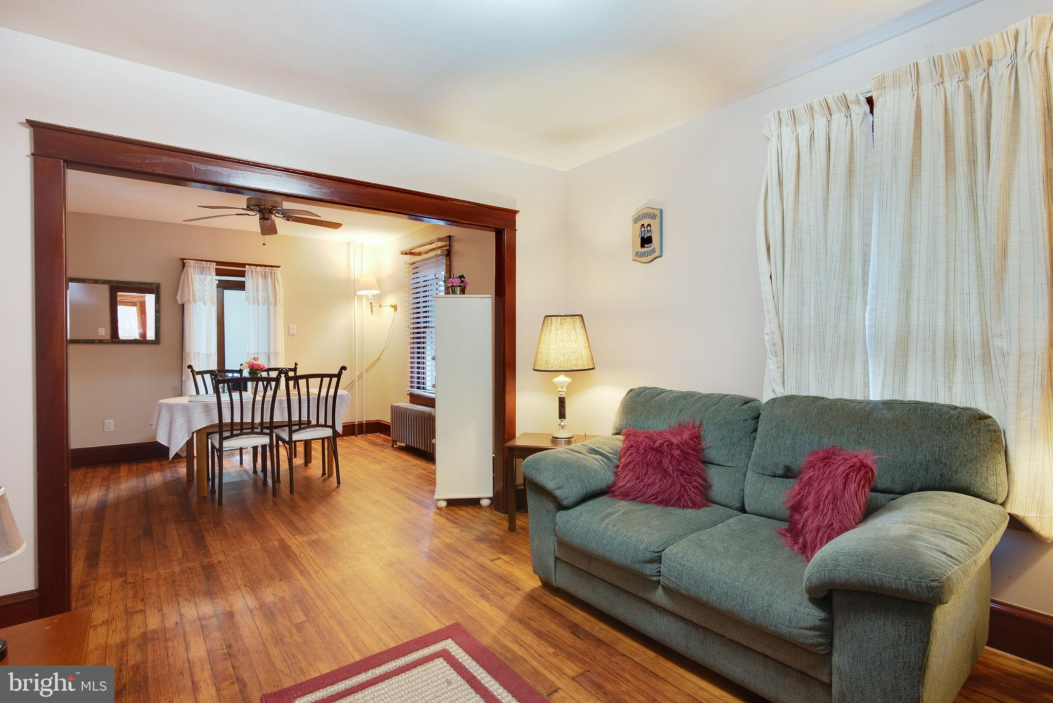 EDENBURG MANOR - Residential