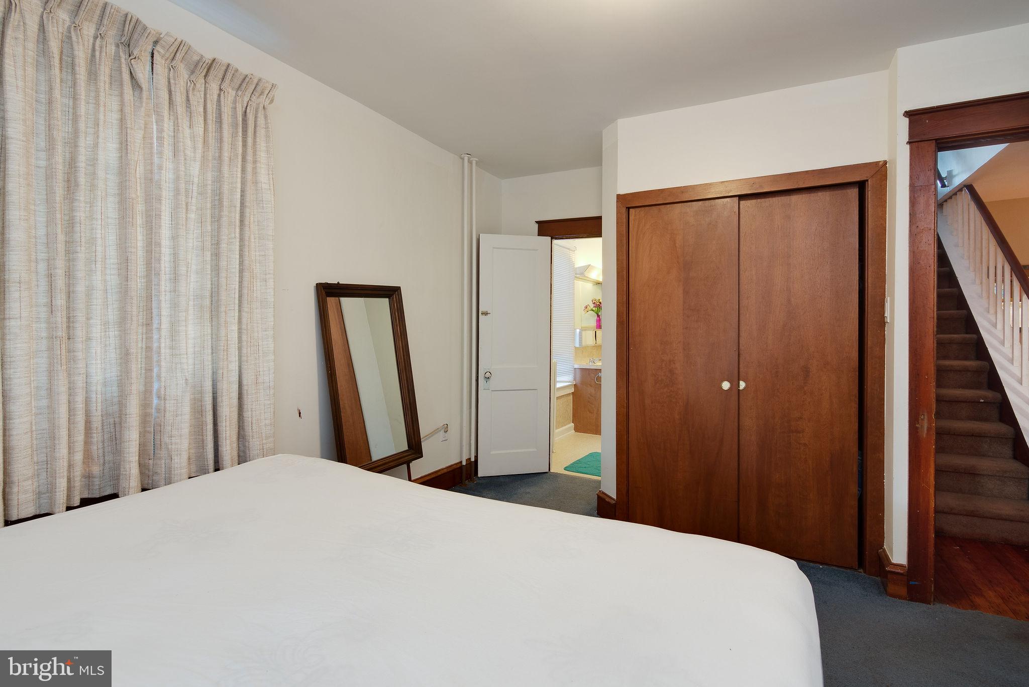 EDENBURG MANOR - Residential