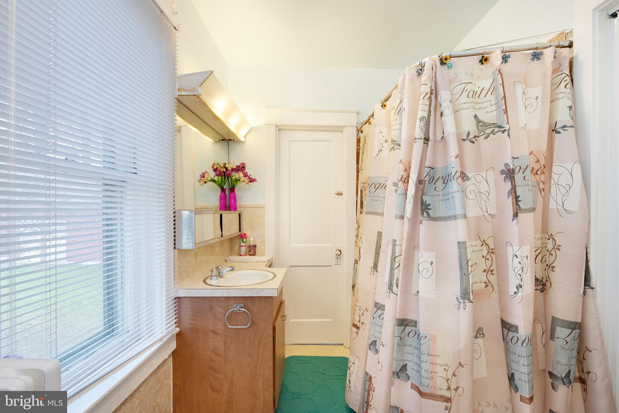 EDENBURG MANOR - Residential