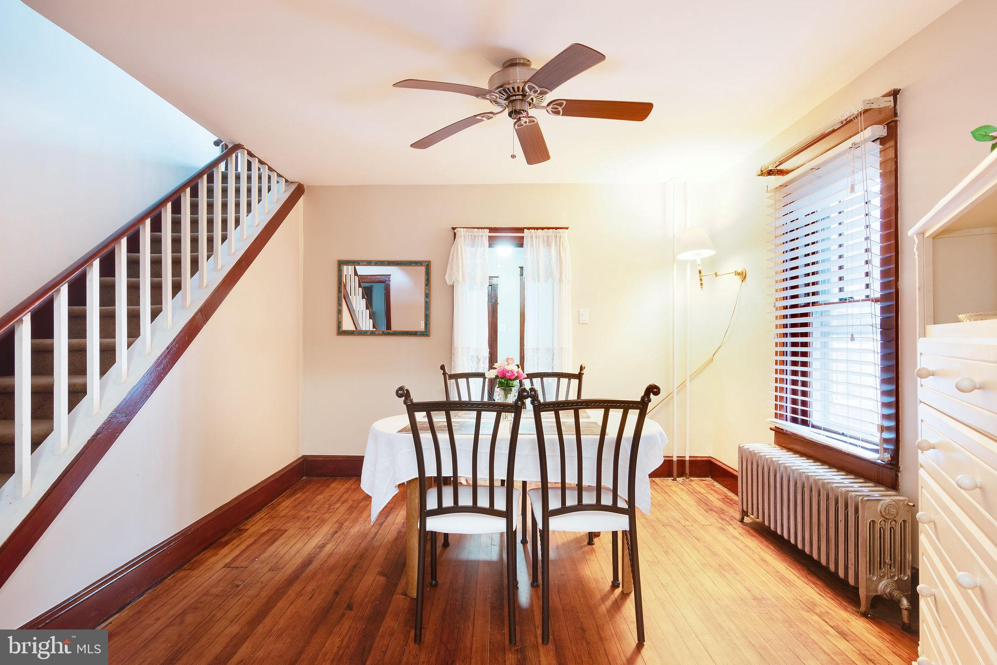 EDENBURG MANOR - Residential