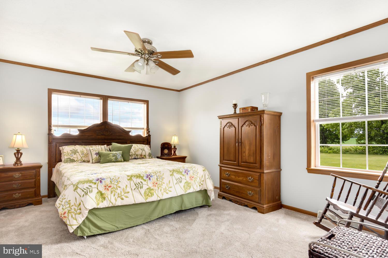 LUCKY SHOE RANCHETTES - Residential