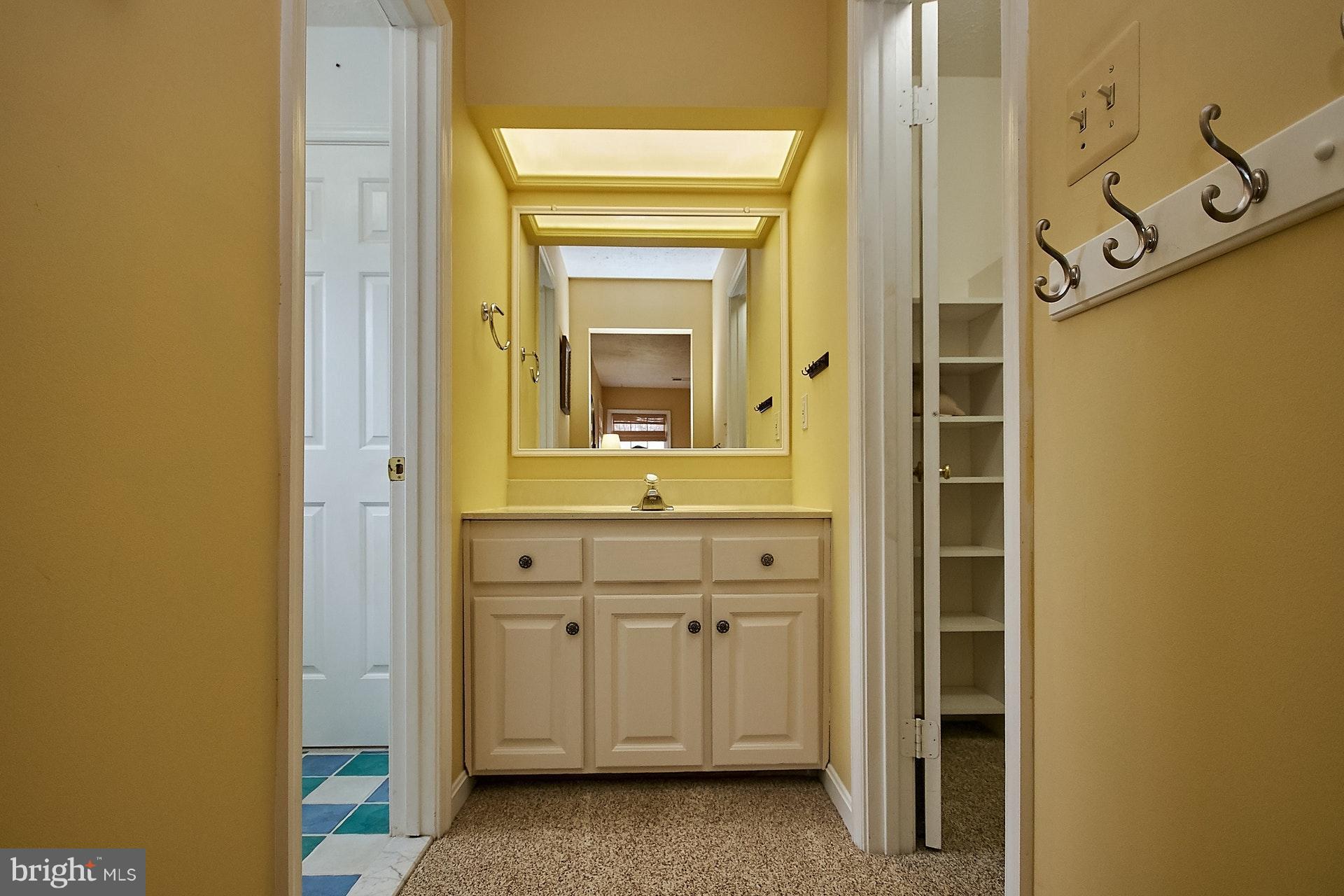 HAMPTON FOREST - Residential