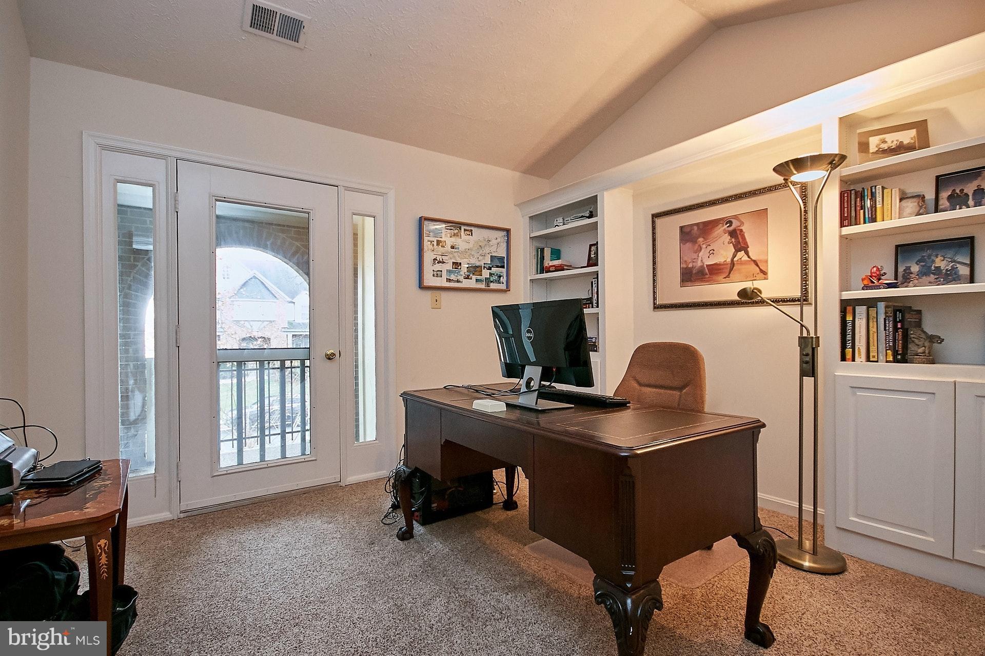 HAMPTON FOREST - Residential