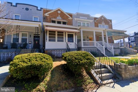 5205 5TH STREET NW WASHINGTON DC 20011