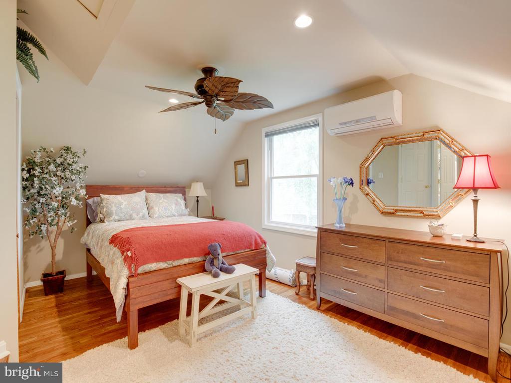 TWINBROOK - Residential