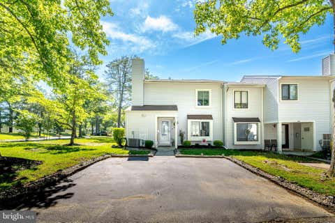 Townhouse For Rent - 251 Fir Tree Court<br/> MARLTON, NJ 08053