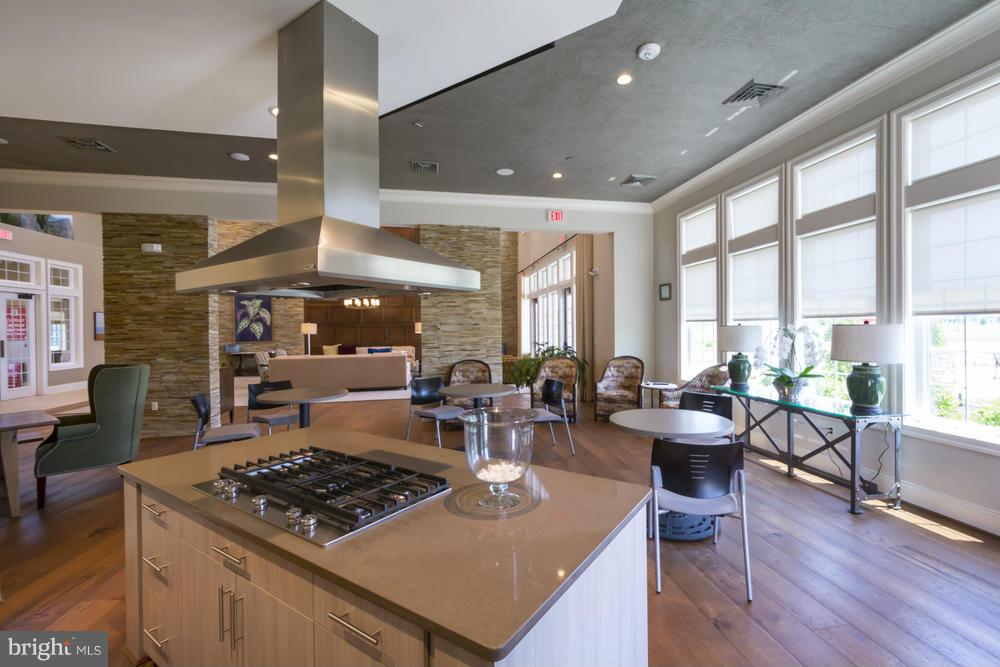 TWO RIVERS - Residential