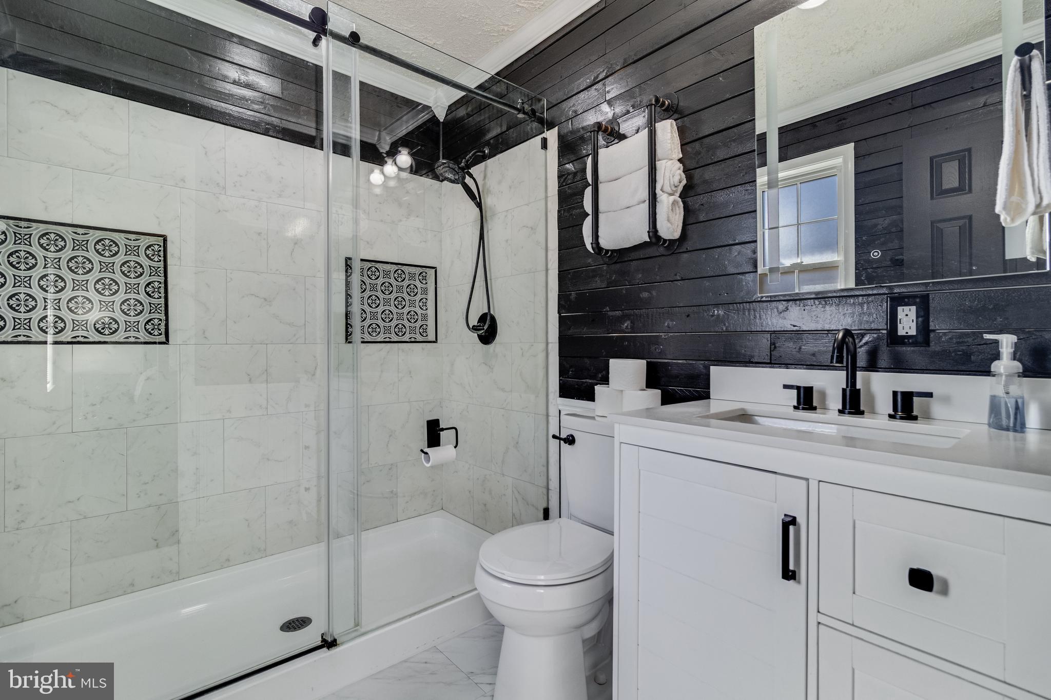 SUMMITT HILL - Residential