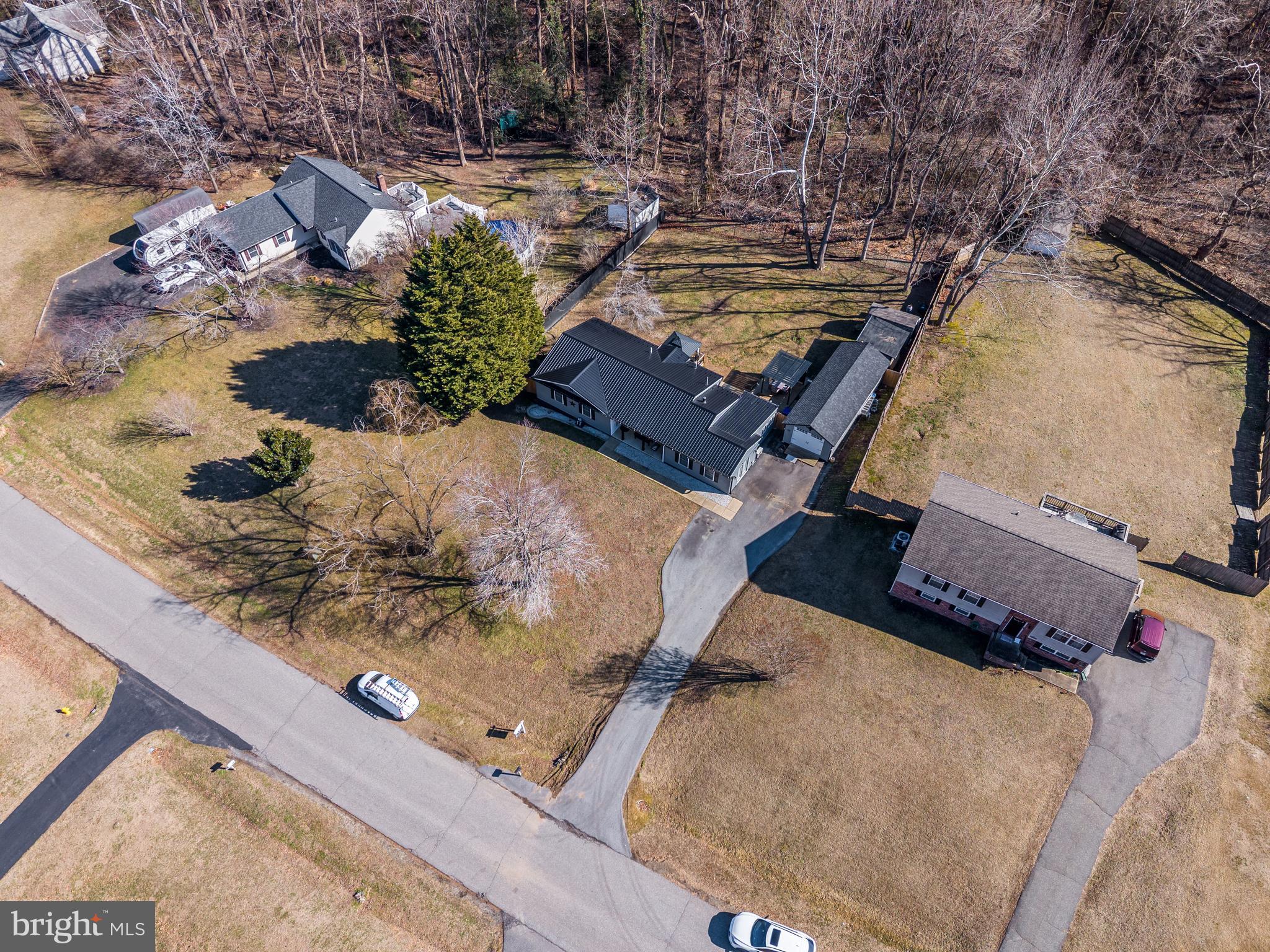 SUMMITT HILL - Residential