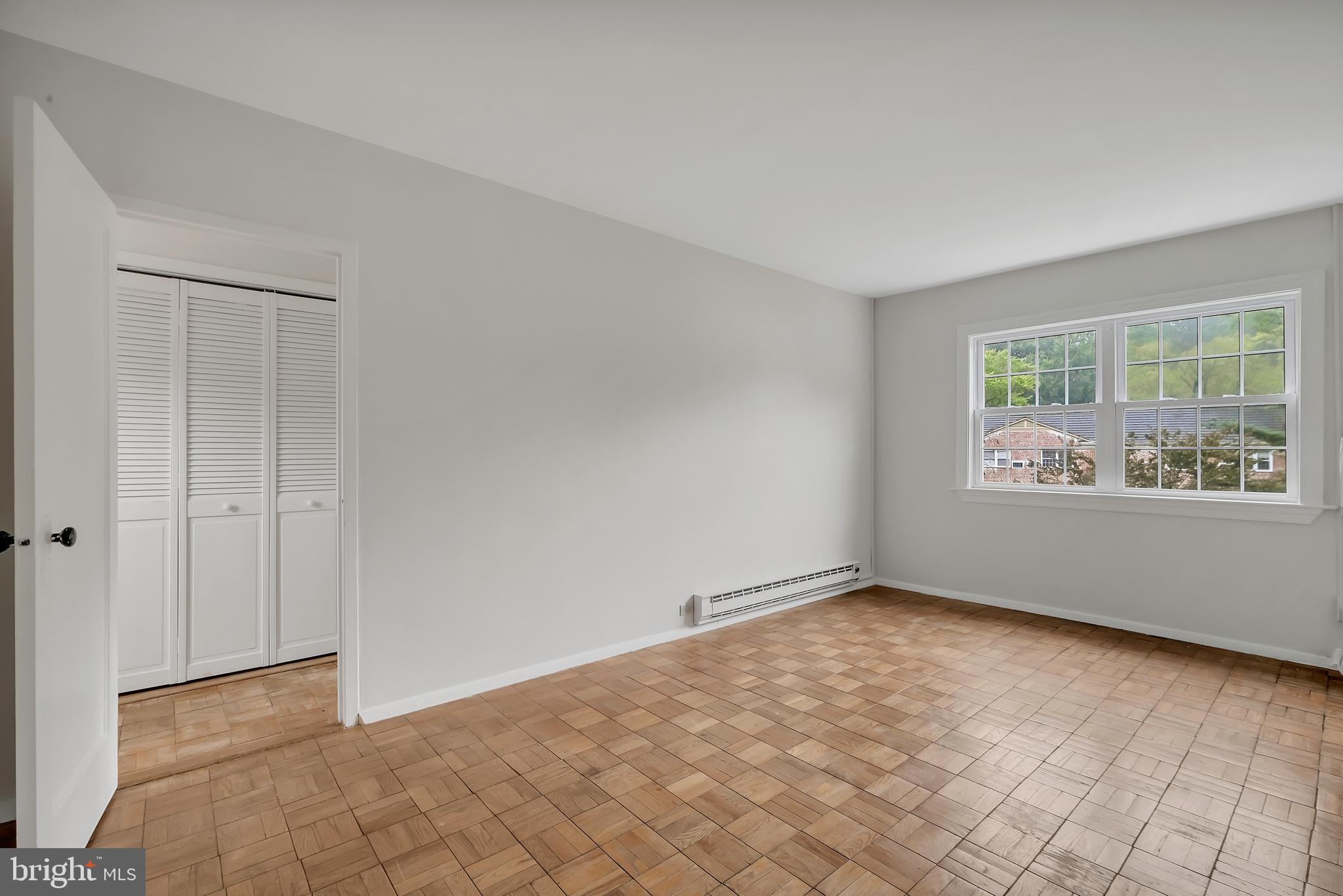 PARK FAIRFAX - Residential