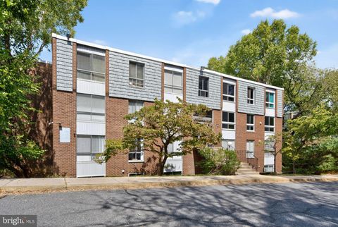 Photo of 3976 Bel Pre Road #3976-6, SILVER SPRING, MD 20906 (MLS # MDMC2198610) Photo of 3976 Bel Pre Road #3976-6, SILVER SPRING, MD 20906 (MLS # MDMC2198610)