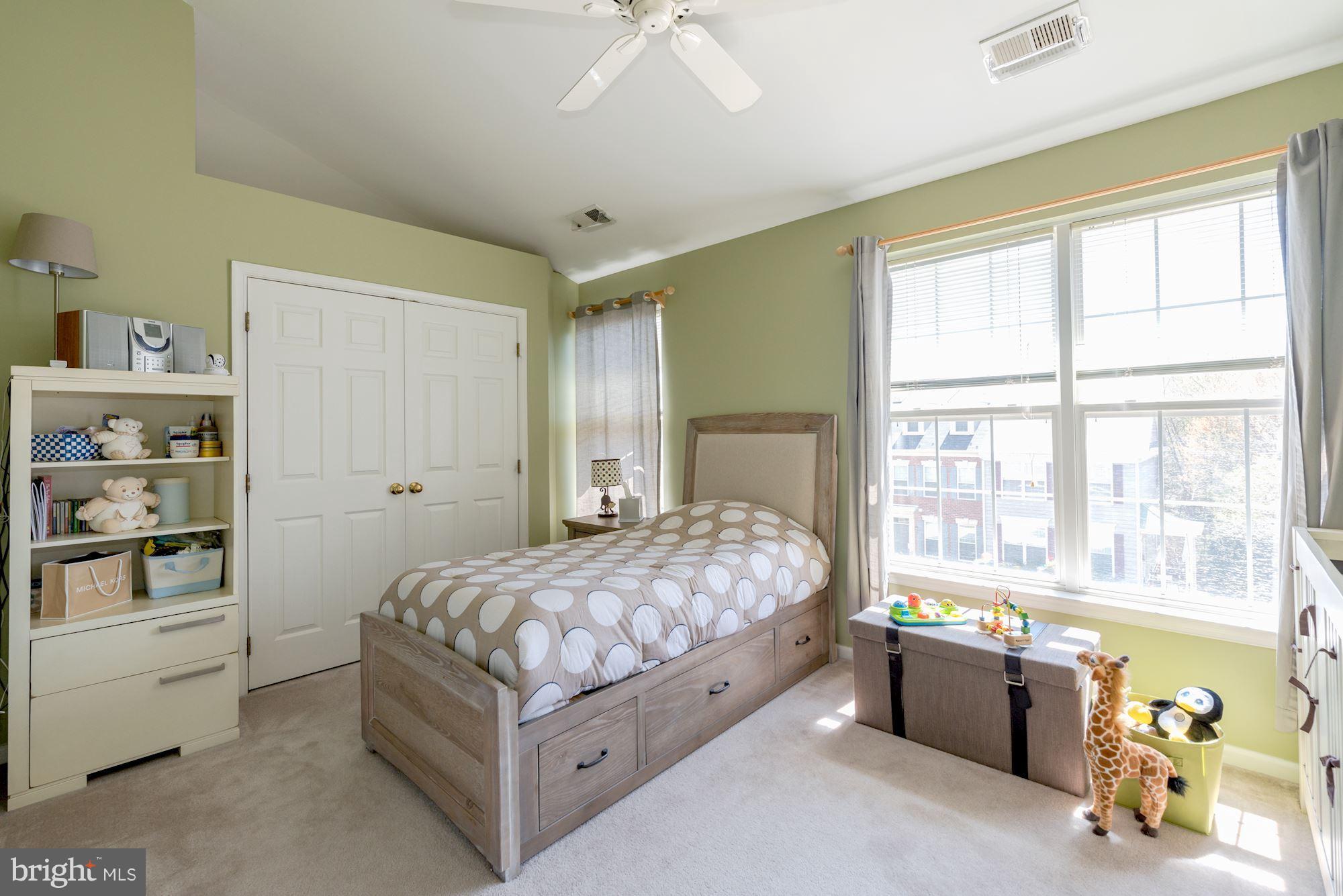 RESTON - Residential