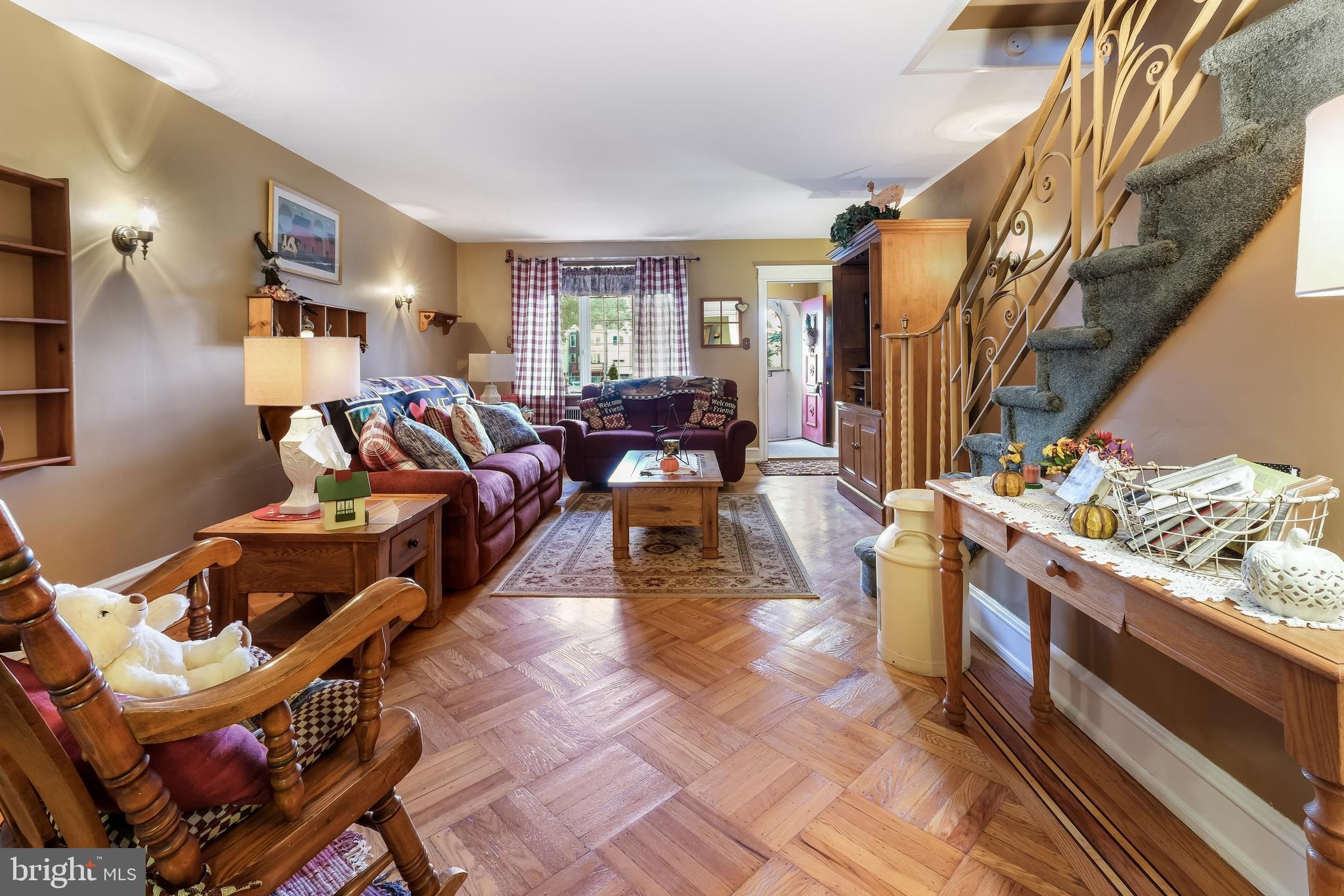 MAYFAIR - Residential