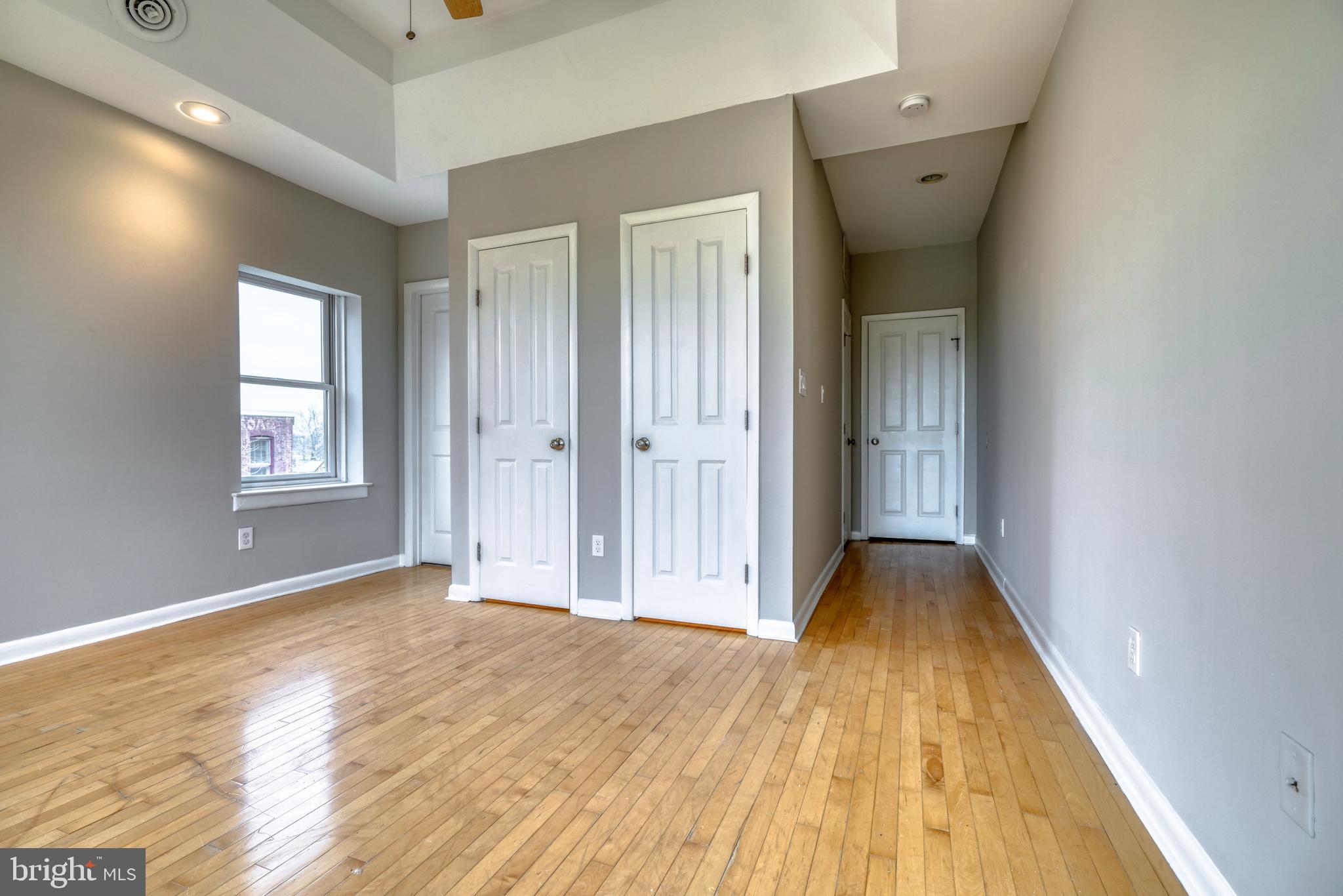 HOLLINS MARKET - Commercial Sale