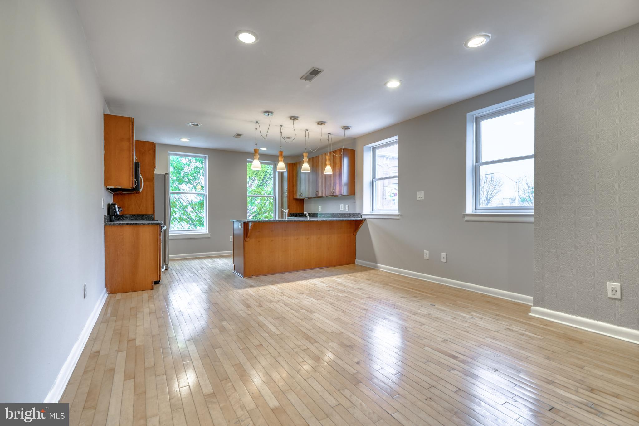 HOLLINS MARKET - Commercial Sale