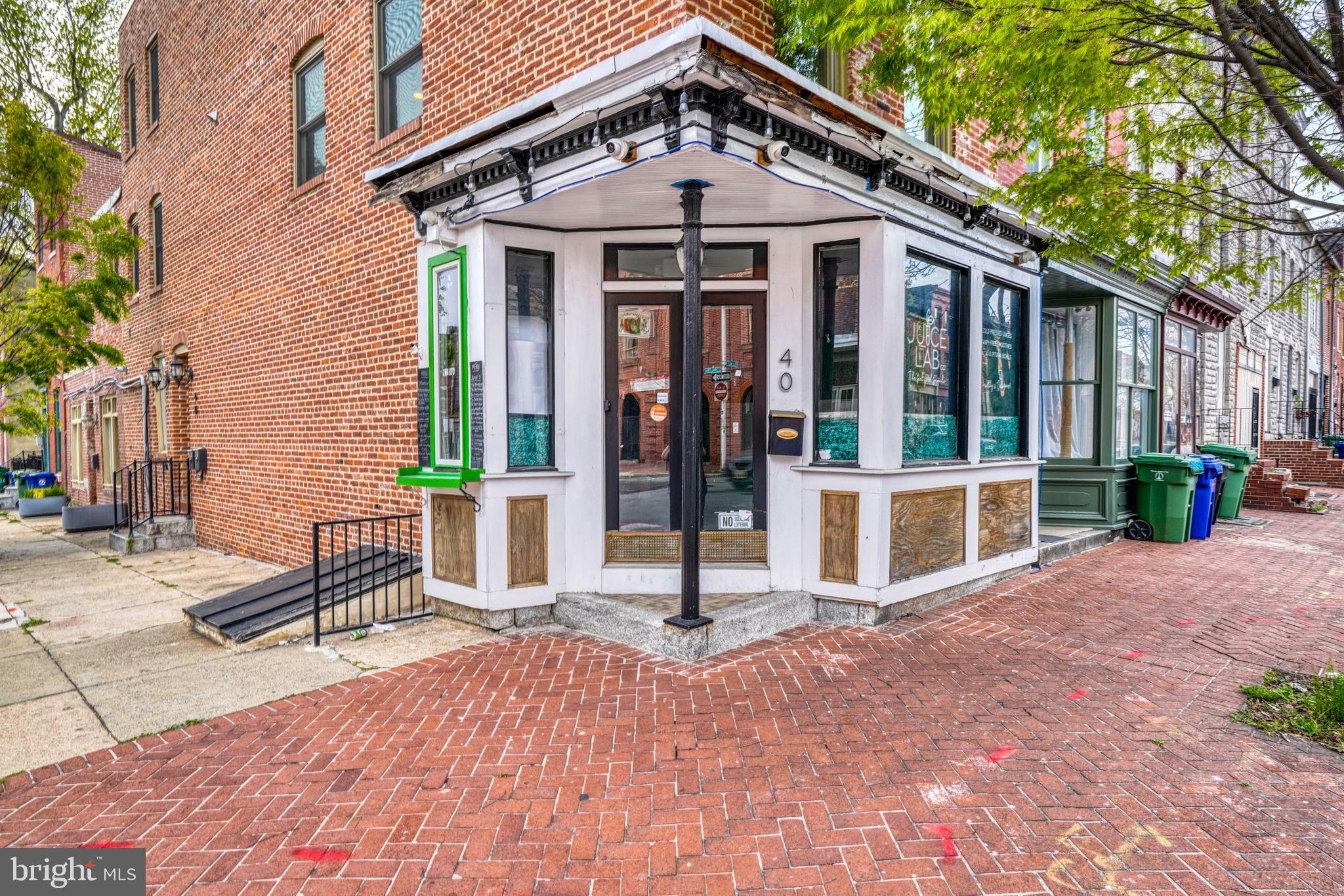 HOLLINS MARKET - Commercial Sale