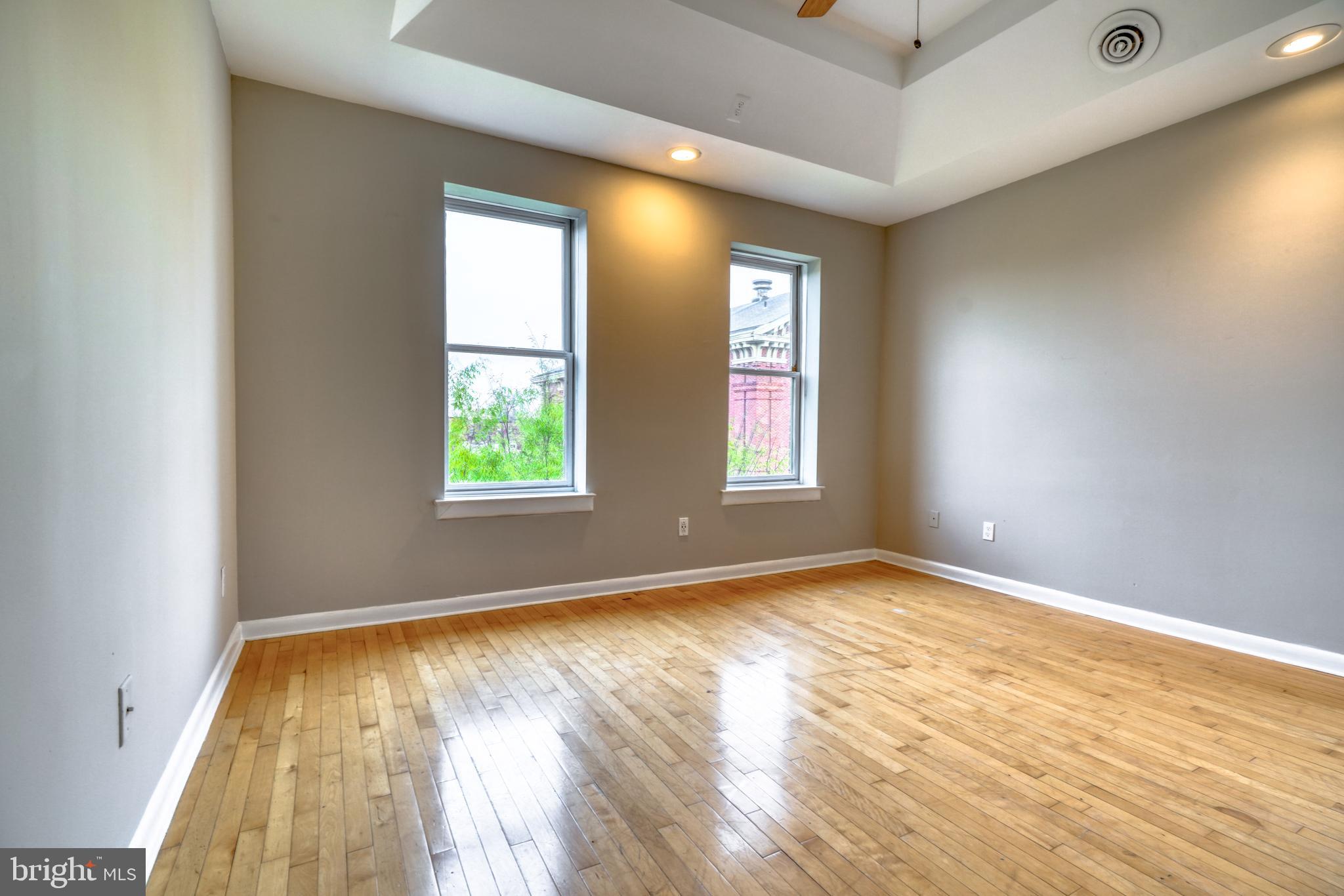 HOLLINS MARKET - Commercial Sale