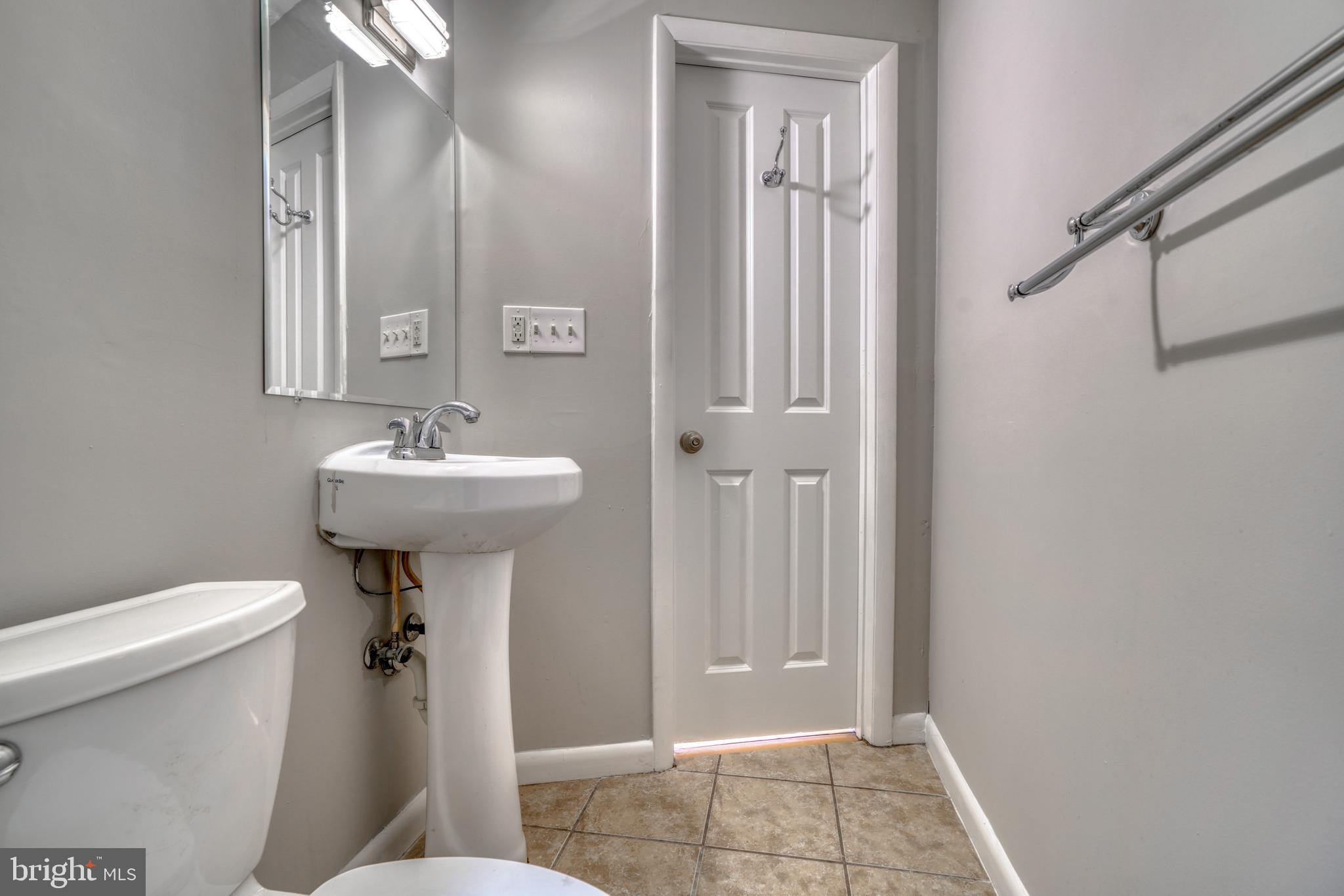 HOLLINS MARKET - Commercial Sale