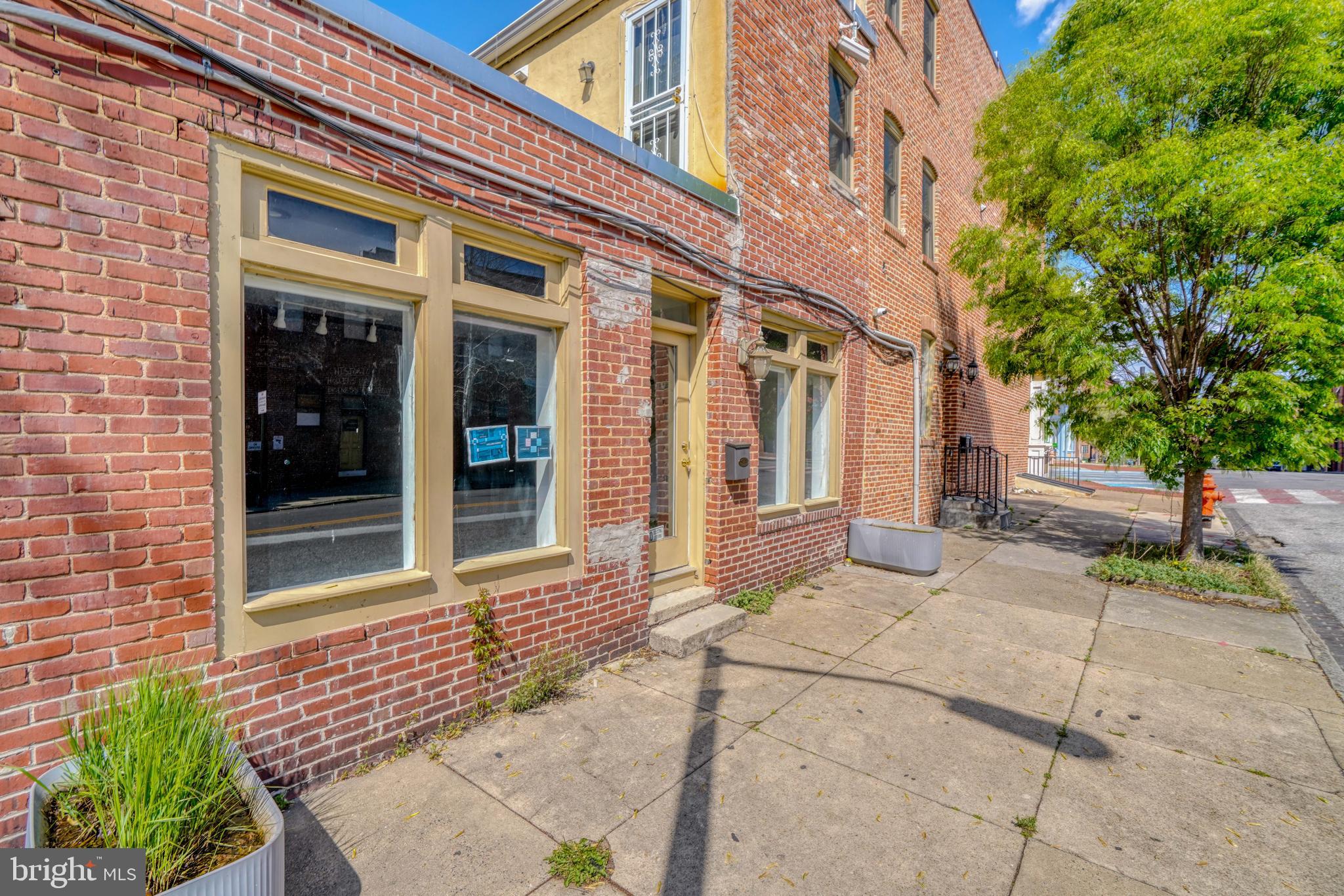 HOLLINS MARKET - Commercial Sale