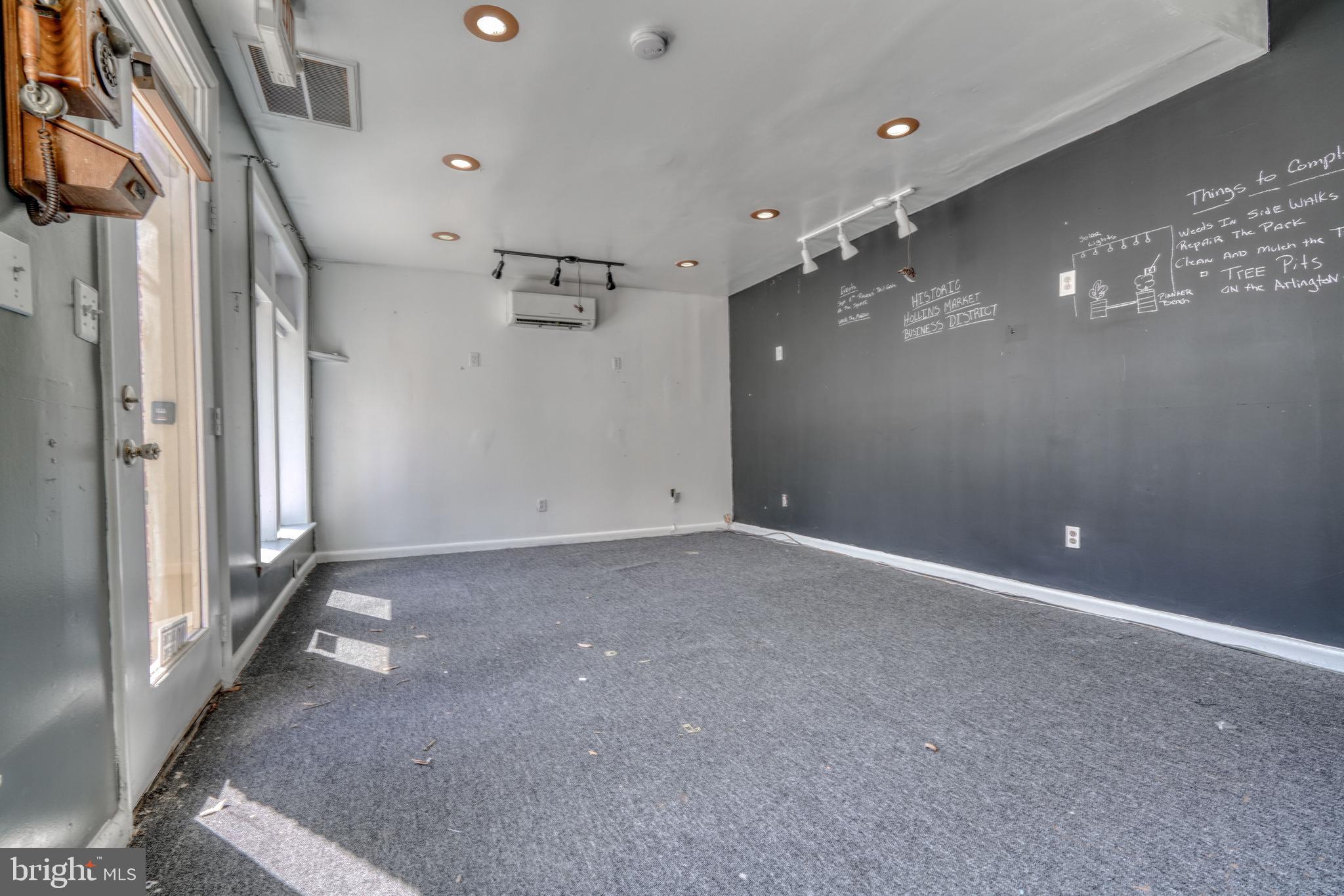 HOLLINS MARKET - Commercial Sale