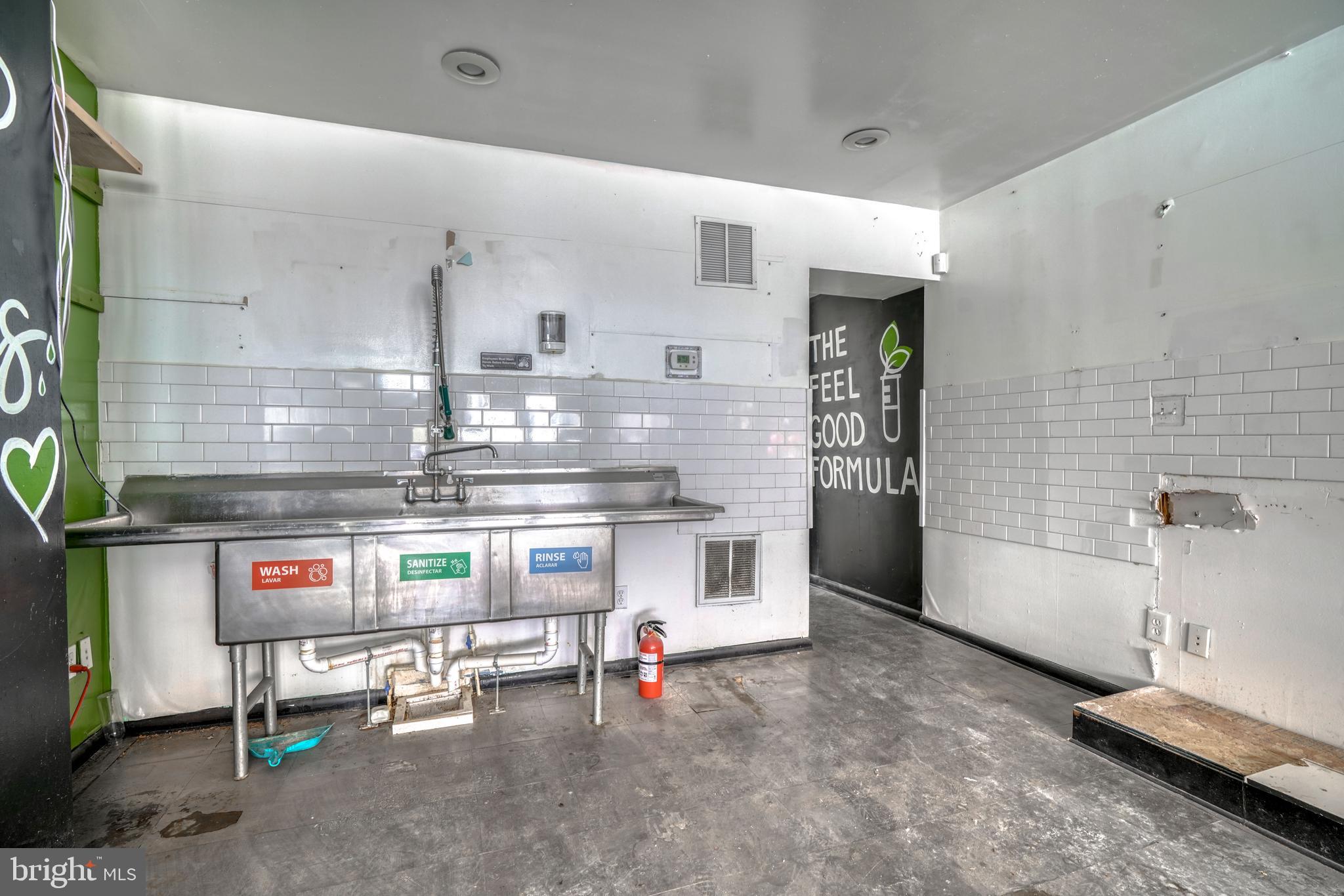 HOLLINS MARKET - Commercial Sale