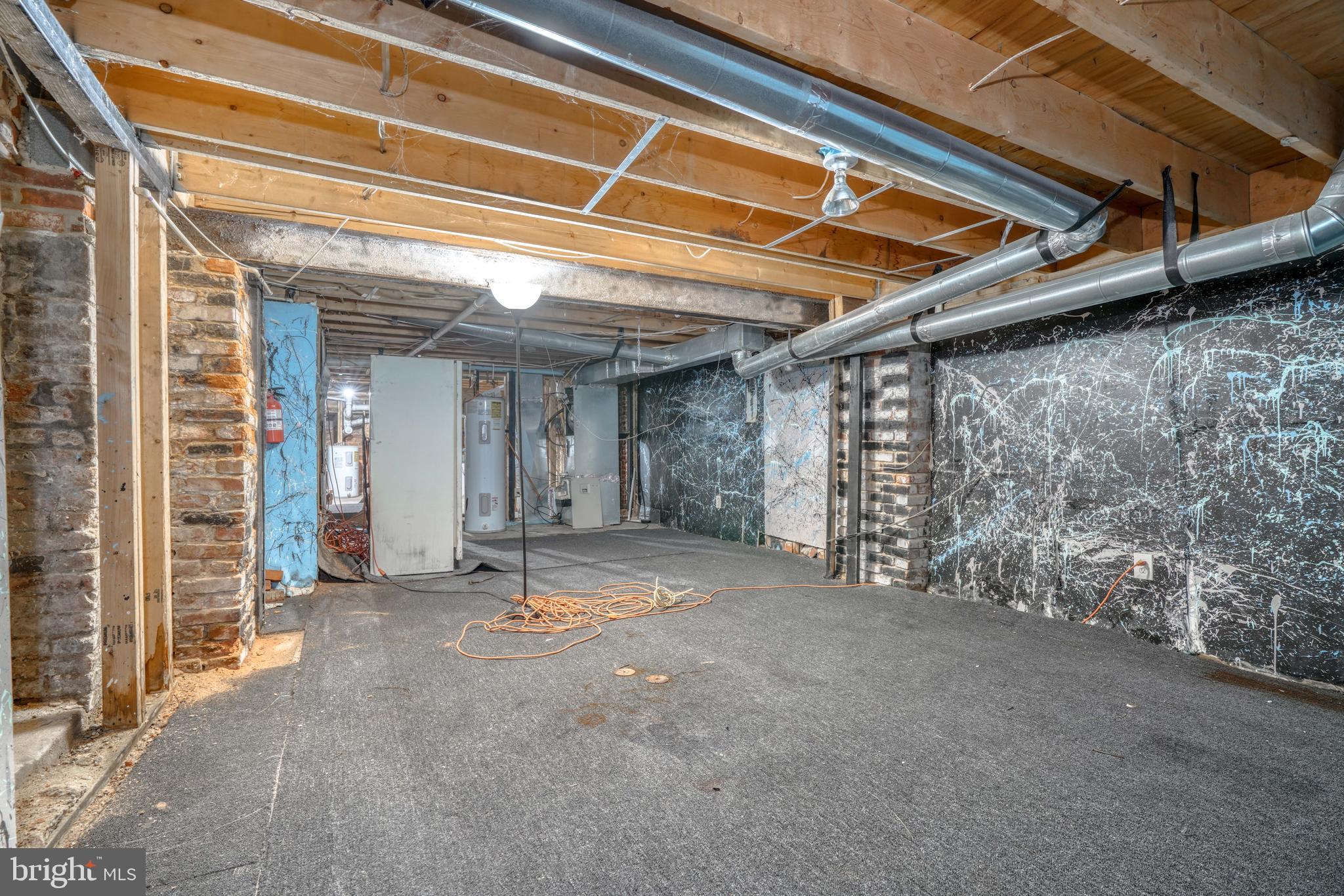 HOLLINS MARKET - Commercial Sale