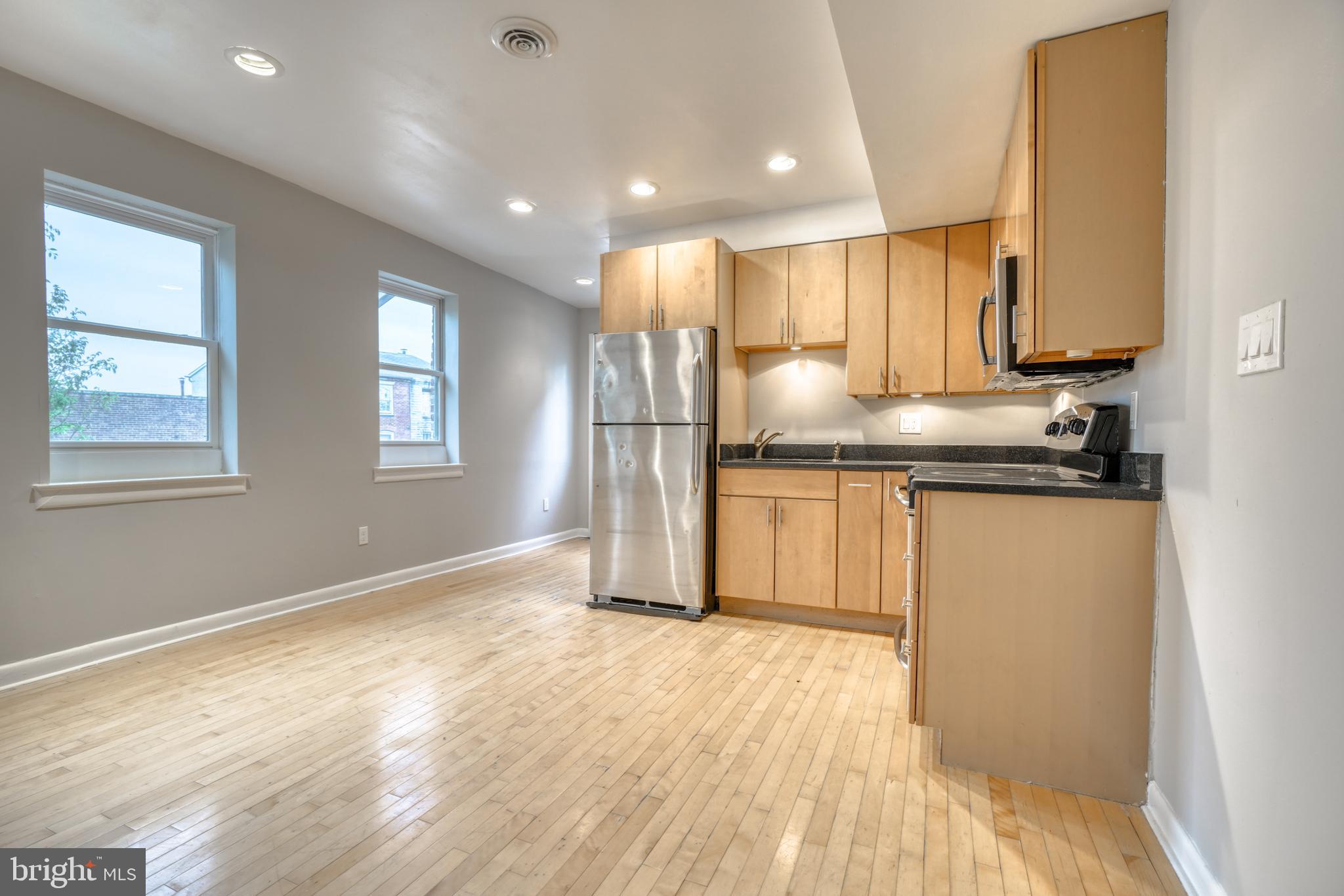 HOLLINS MARKET - Commercial Sale