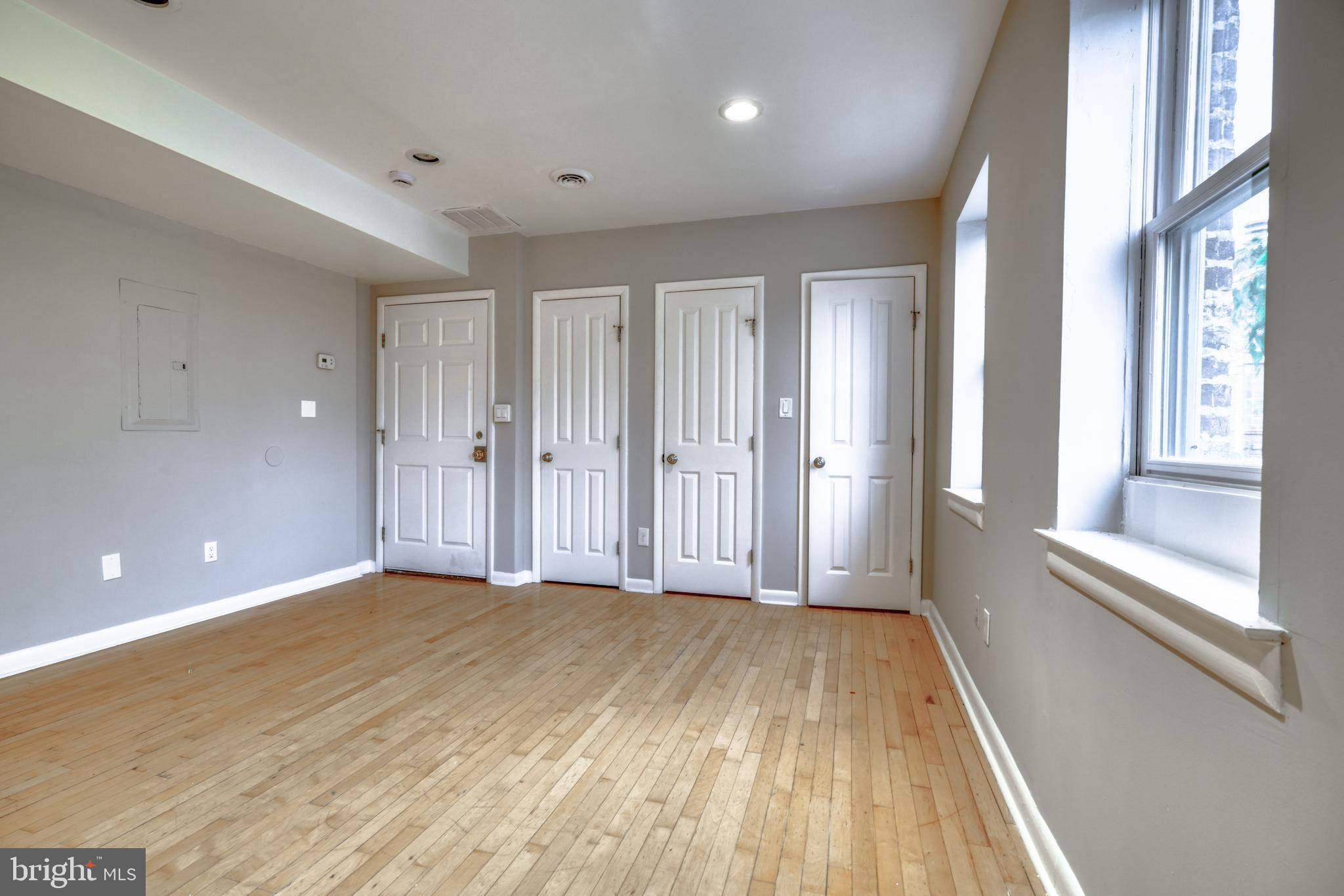 HOLLINS MARKET - Commercial Sale