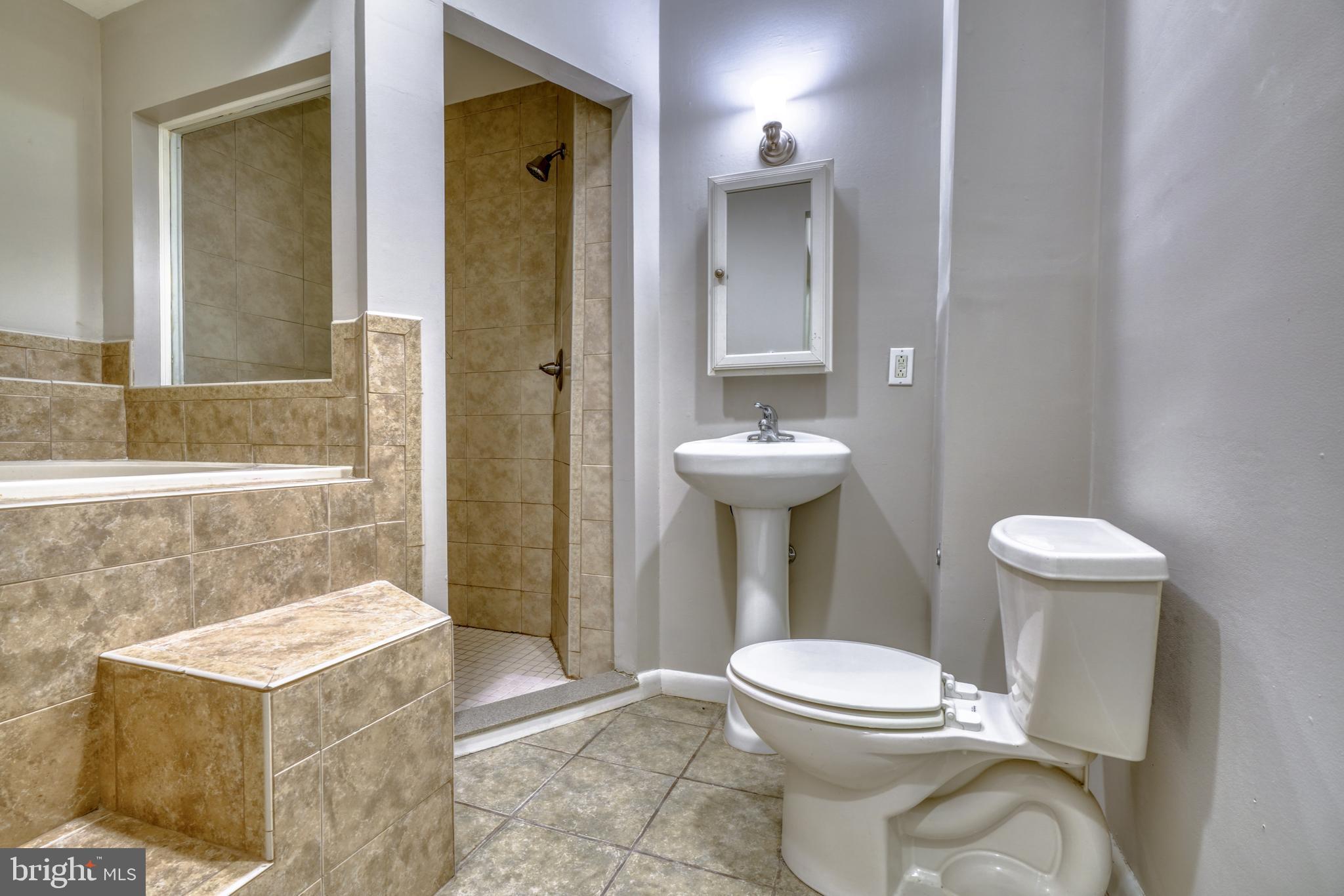 HOLLINS MARKET - Commercial Sale