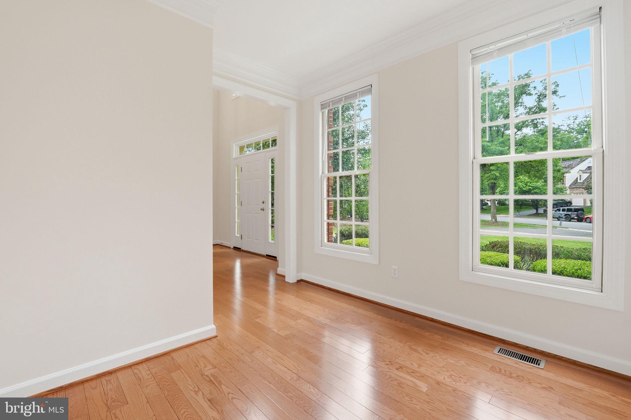 WOODLEA MANOR - Residential